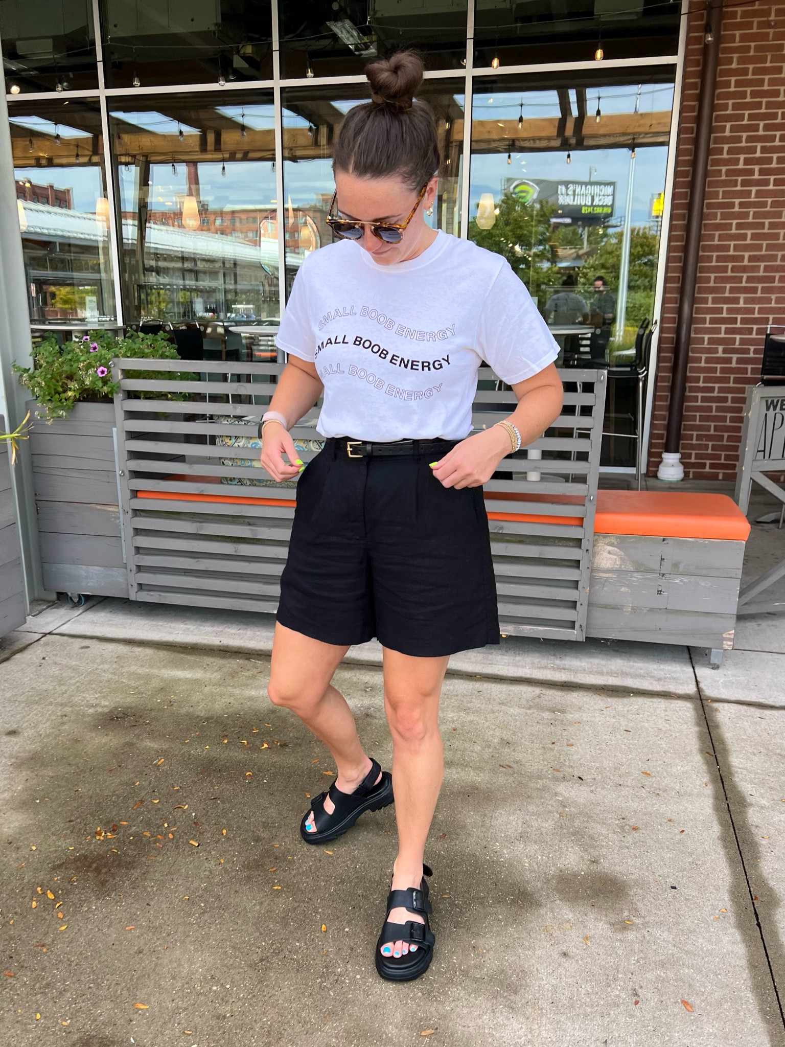 Small boob energy tee from Wear Pepper (my favorite place for bras!) still loving these longer Old Navy shorts and this J.Crew belt. 