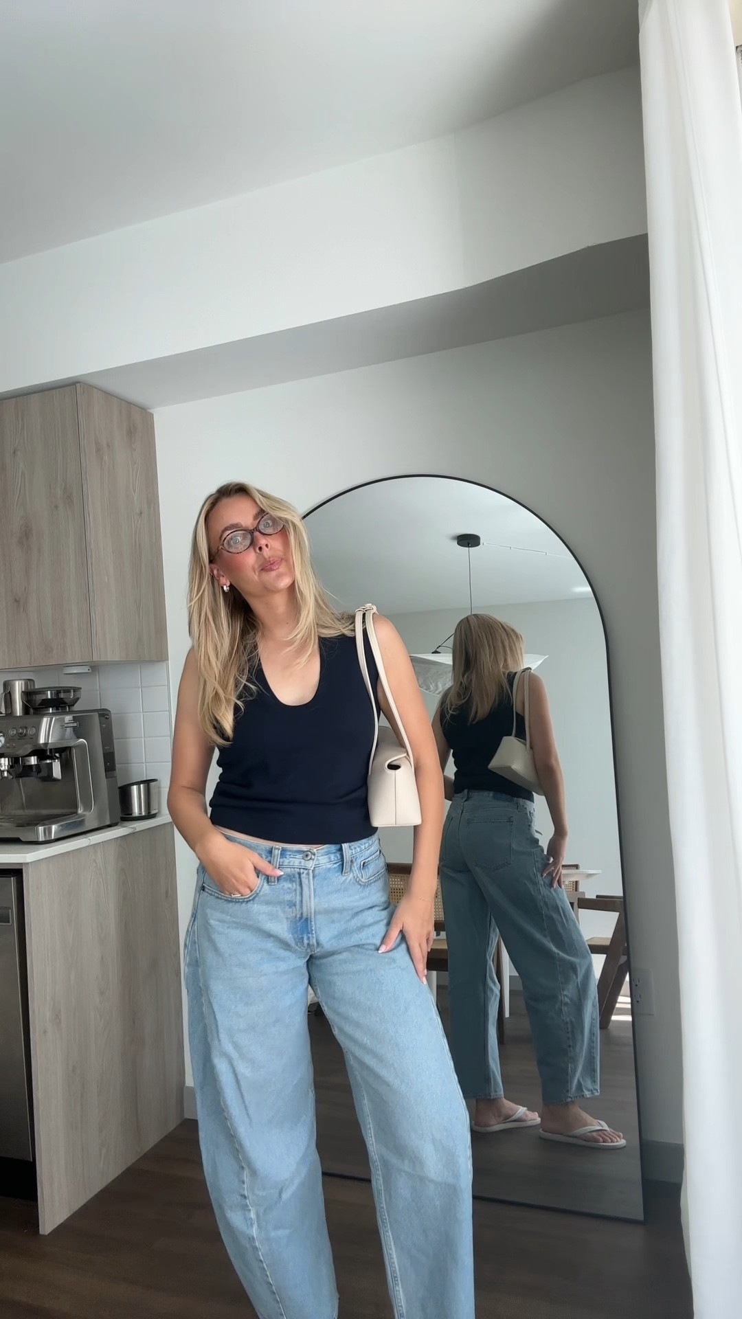 Outfit inspo 🤍

#reformation #barrelleg #barreljeans #abercrombie #frejanyc #frejabag #frejanewyork #amazonfashion

#LTKStyleTip #LTKSeasonal #LTKItBag