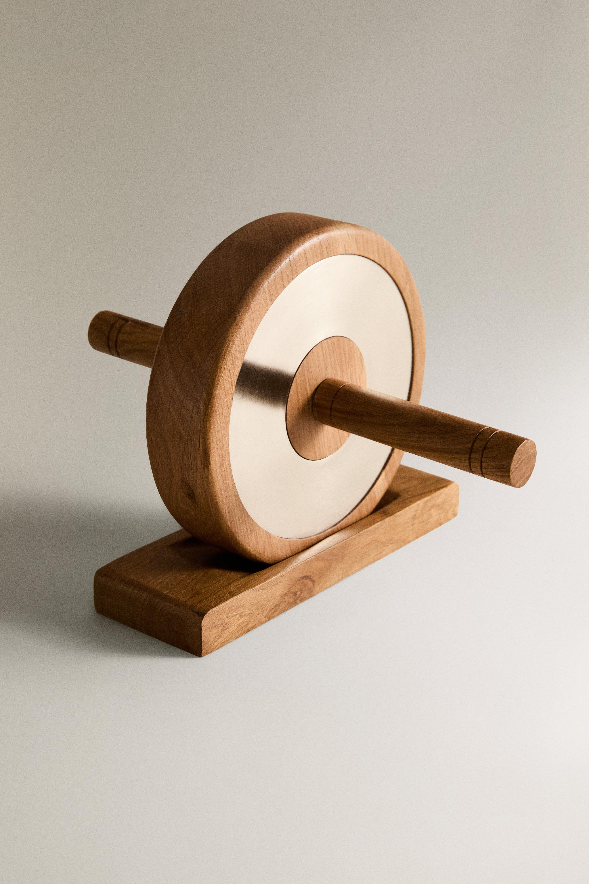 WOODEN TRAINING WHEEL AND BASE | Zara Canada