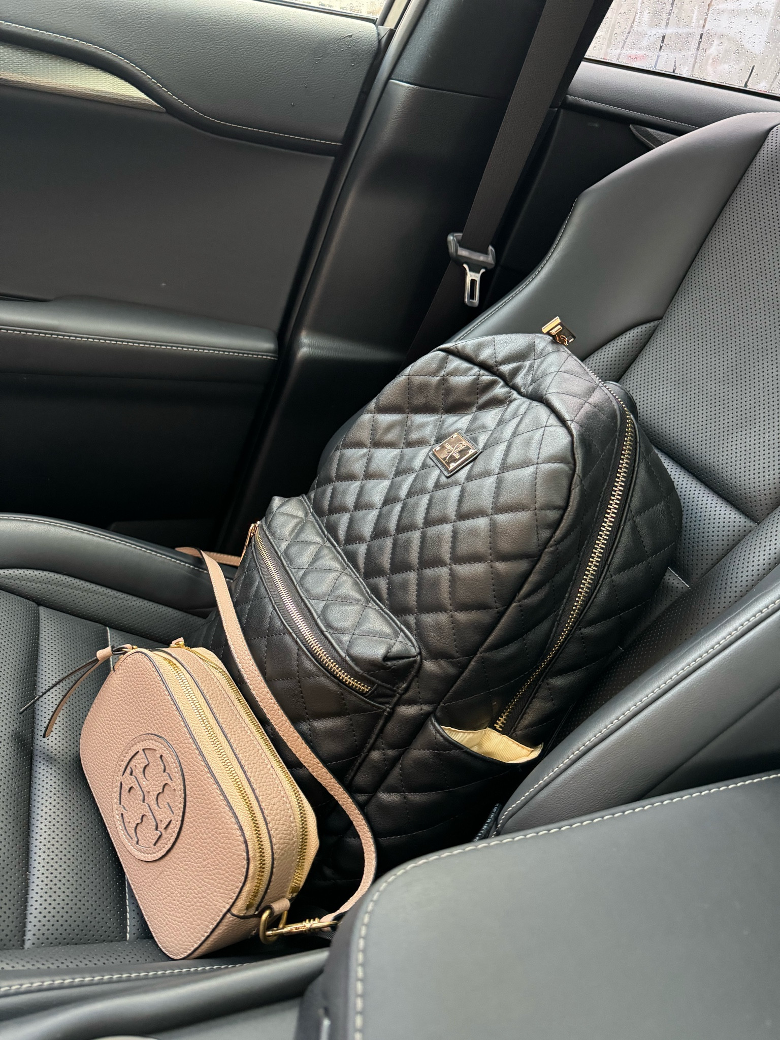 Work flow! You need cute bags. 

The essentials 🎒👜

#LTKGiftGuide #LTKsalealert #LTKworkwear