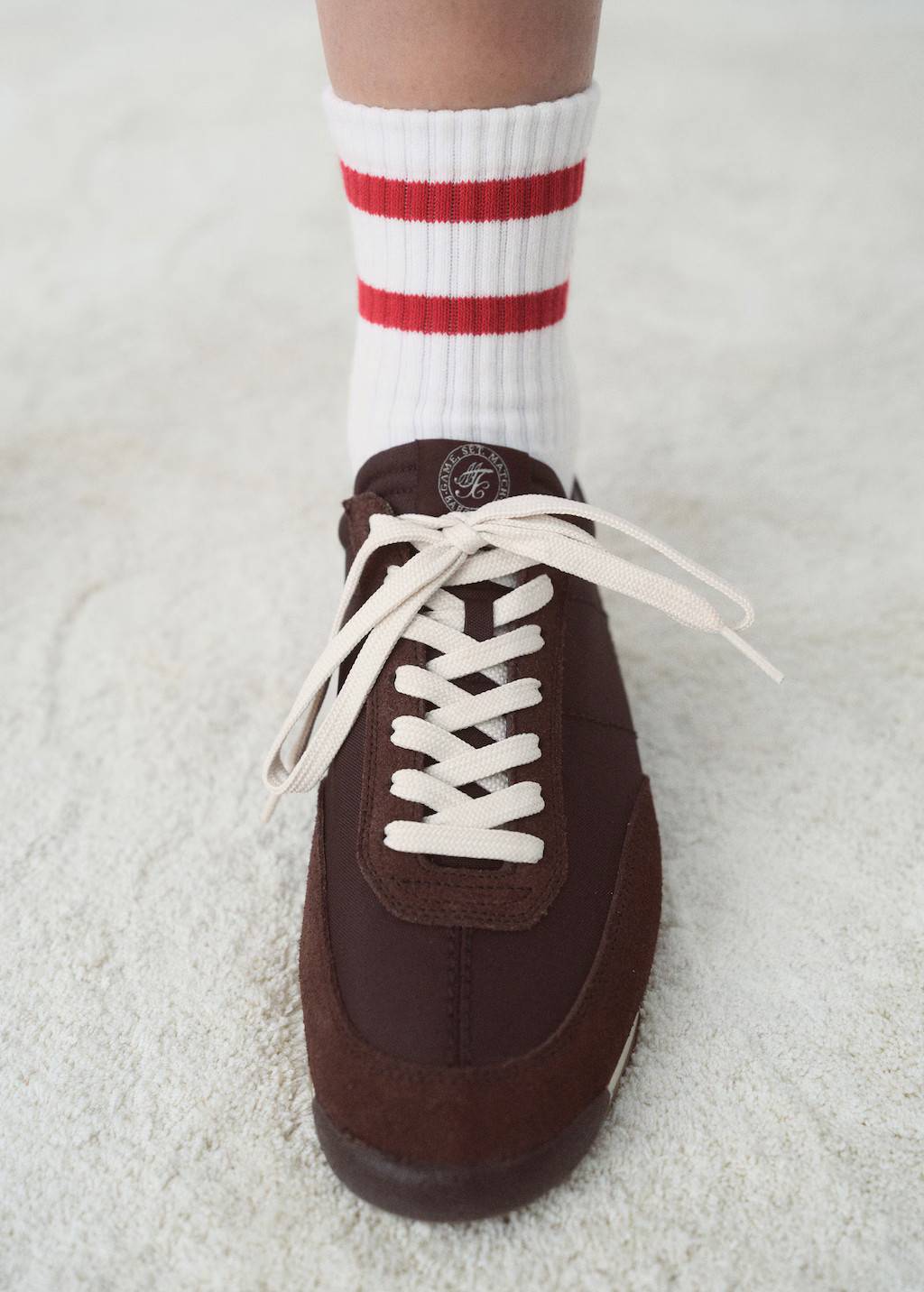 Sneaker with contrasting stripe and suede panels - Women | MANGO USA | Mango (US/MX/AU)