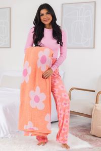 Make Me Believe Pink and Orange Daisy Blanket | Pink Lily