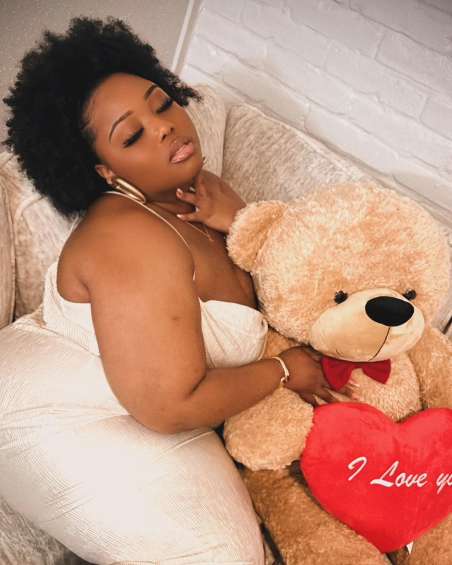 Feather light gold dress! It’s giving rich housewife! A must have! 🤭

#LTKplussize #LTKstyletip