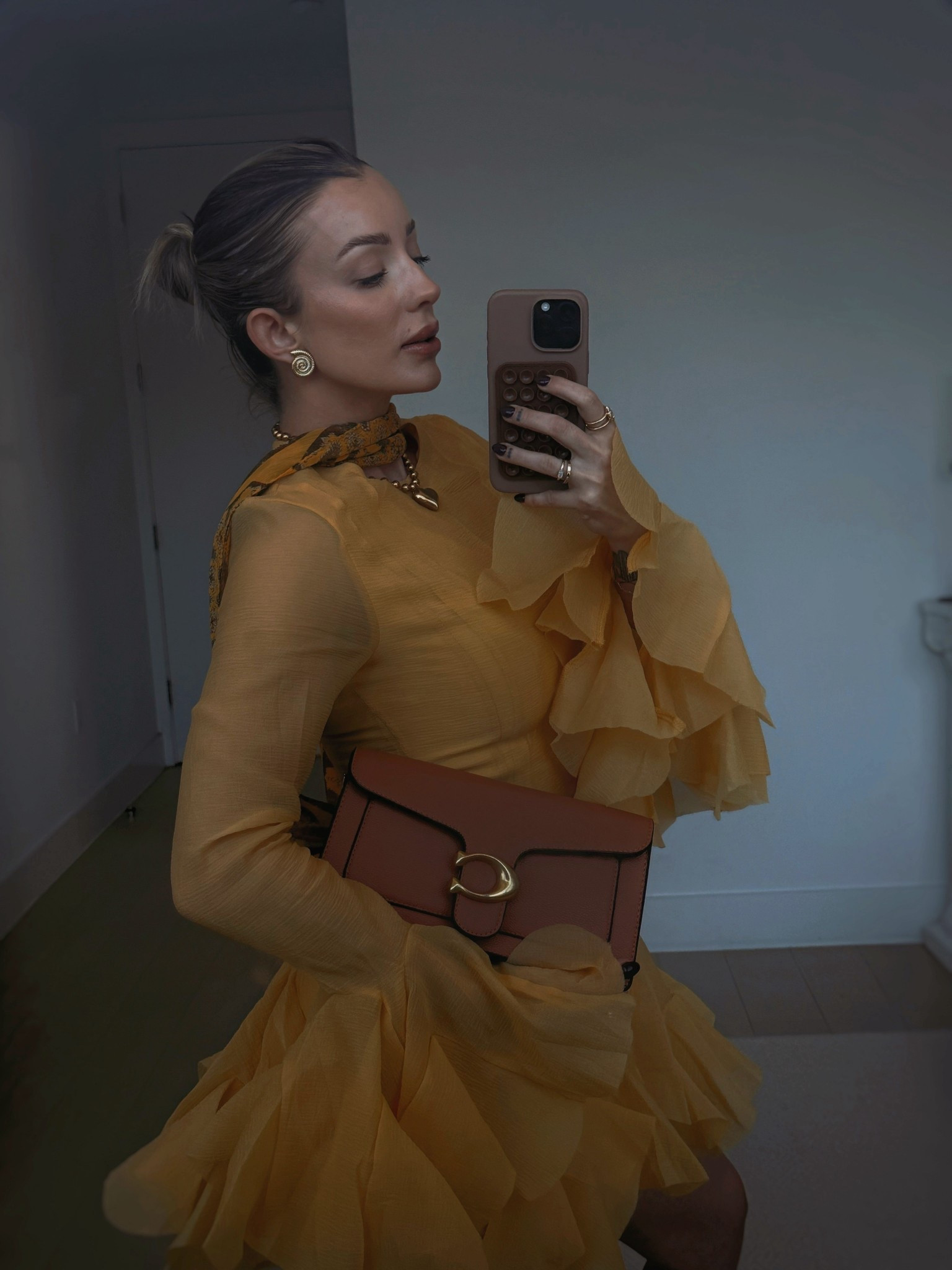 Feeing like sunshine babes 

#LTKStyleTip #LTKShoeCrush #LTKFindsUnder100