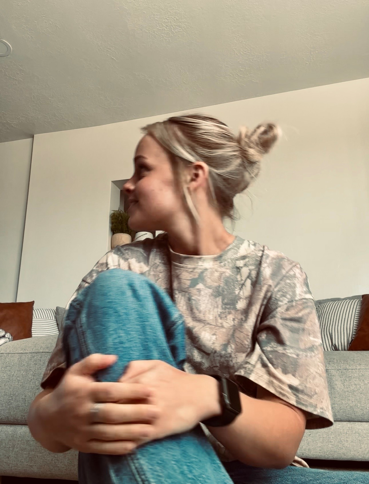 Cute casual outfit idea! I’m a mom of 3 boys so being comfy while wearing something cute is super important!

#LTKPetite #LTKmomlife #LTKootd