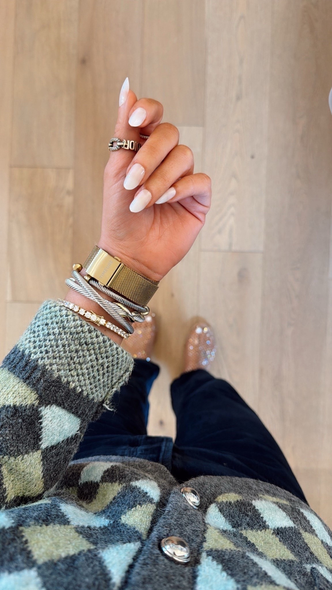 Bracelet stack from Amazon!!

Jewelry, Amazon finds, finds under 100, new arrivals, Katy roach

#LTKootd #LTKSaleAlert #LTKSeasonal