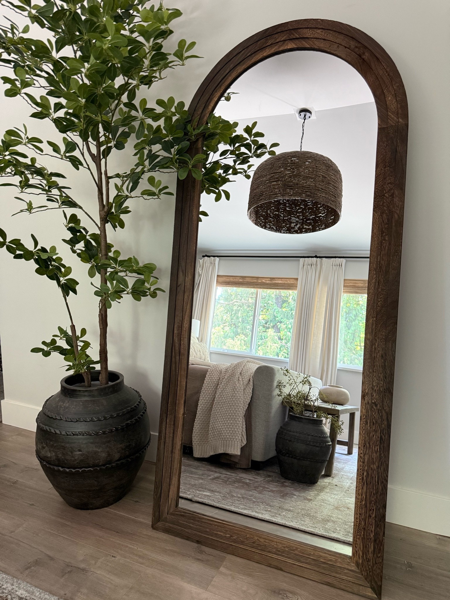 Wood mirror in the bedroom🤎
Summer bedroom 
Warm neutral