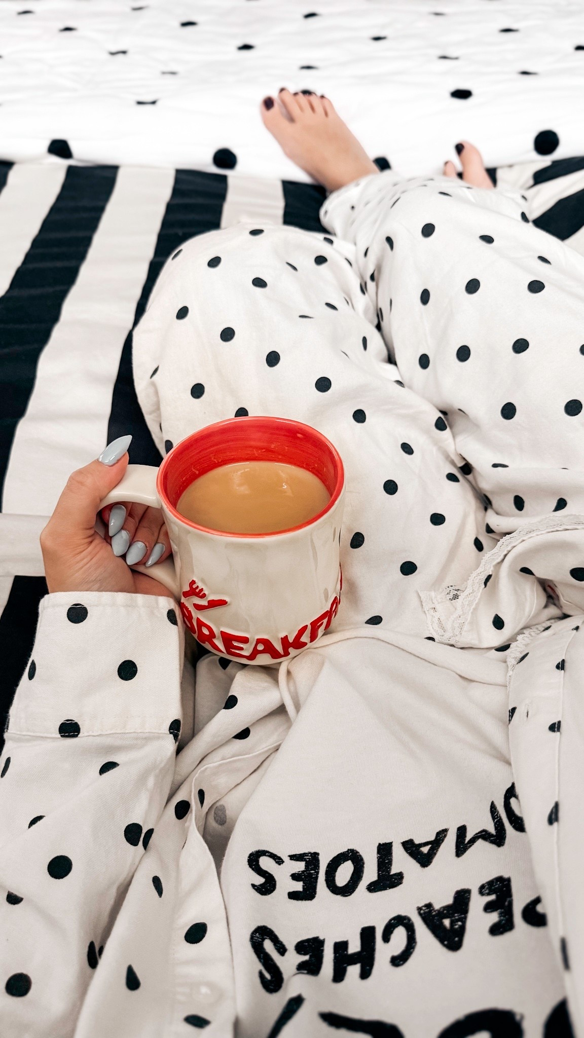 if the temperature outside is younger than i am—do not invite me anywhere. i’m home, in my pajamas, rotting in my bed and counting down the days until the first day of spring. ☕️🌨️🎧✨ #ltkmomlife 

#LTKValentine #LTKootd #LTKselfcare
