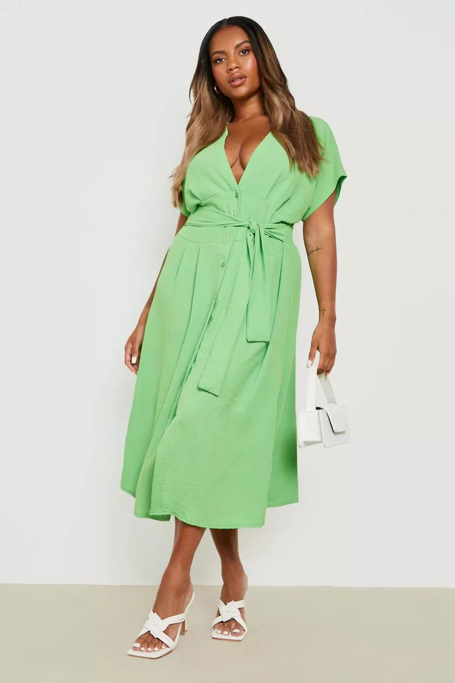 Plus Woven Textured Buttoned Midi Dress | Boohoo.com (UK & IE)