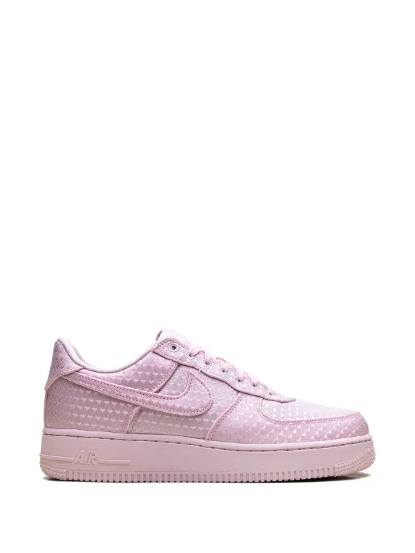 Air Force 1 Low heart-charm sneakers | Farfetch Global