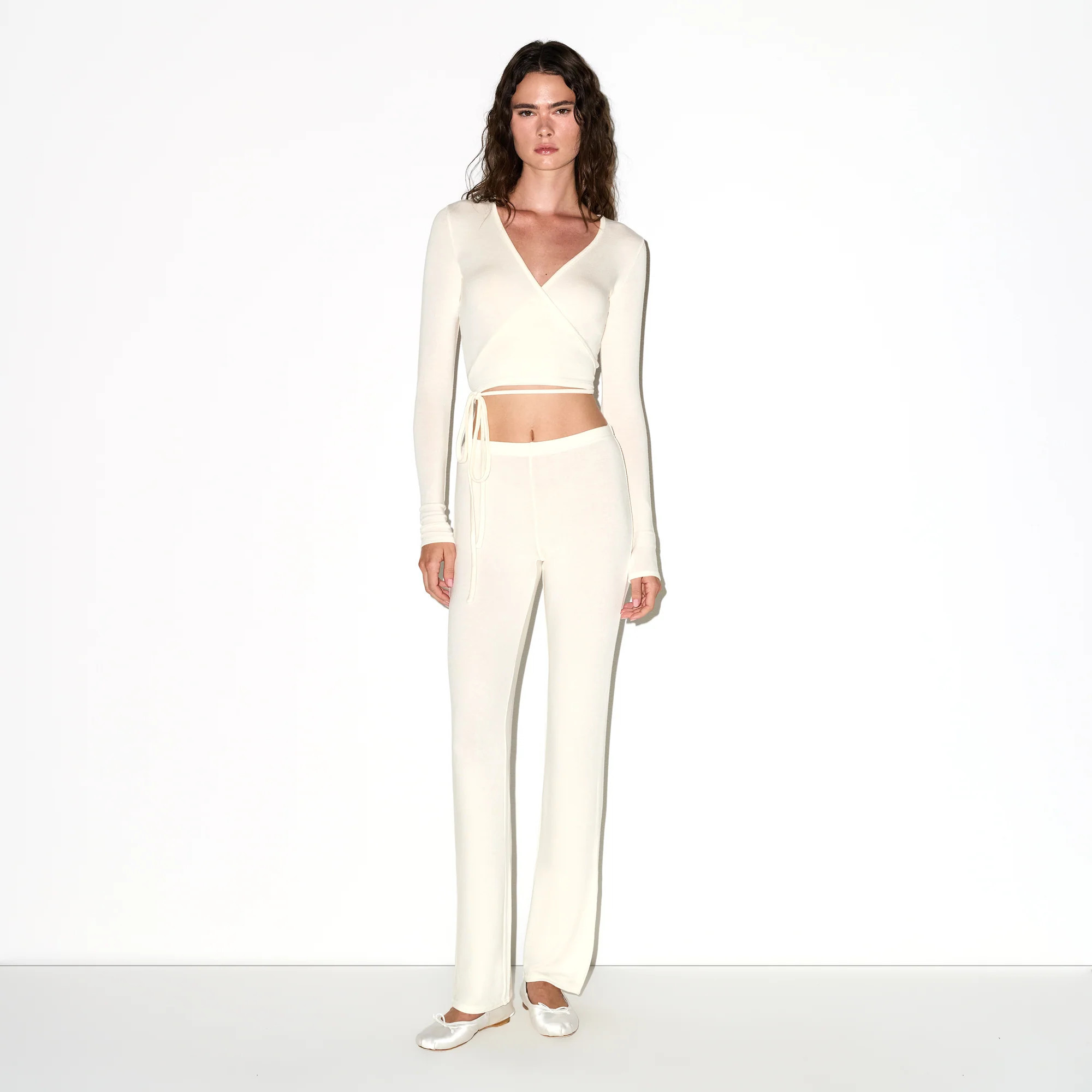 SKIMS Long Sleeve Wrap Top | White | 3XL | Lightweight Modal | SKIMS (US)