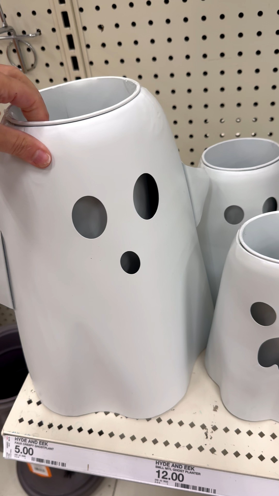 Cutest ghost planters! Halloween home decor 

#LTKSeasonal #LTKFindsUnder50 #LTKHome