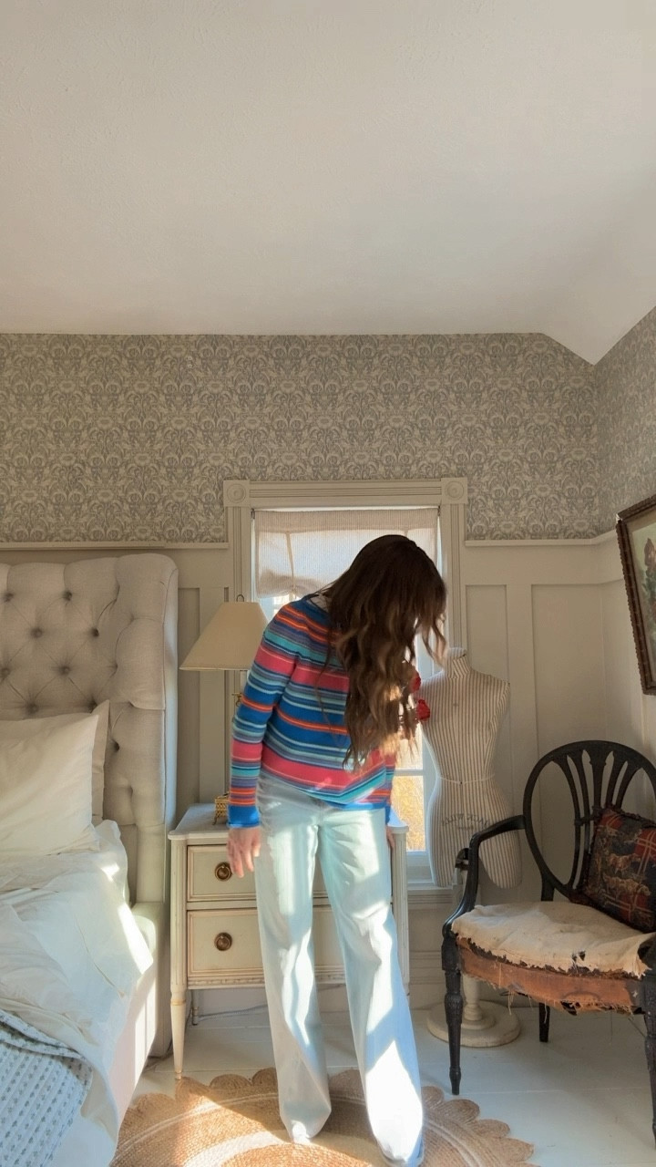 My new favorite wide leg jeans. So cozy!! 

#LTKstyletip #LTKVideo