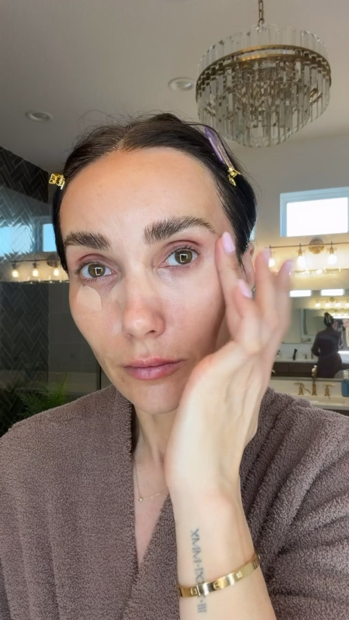 Charlotte Tilbury under eye corrector in shade fair

#LTKOver40 #LTKBeauty