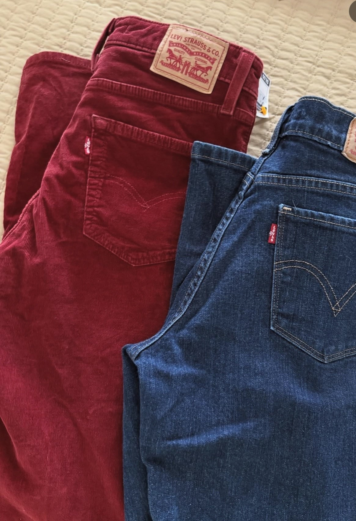 Levi’s is having their 40% off Sale ends 11/23!!!

#LTKHoliday #LTKCyberWeek #LTKSaleAlert