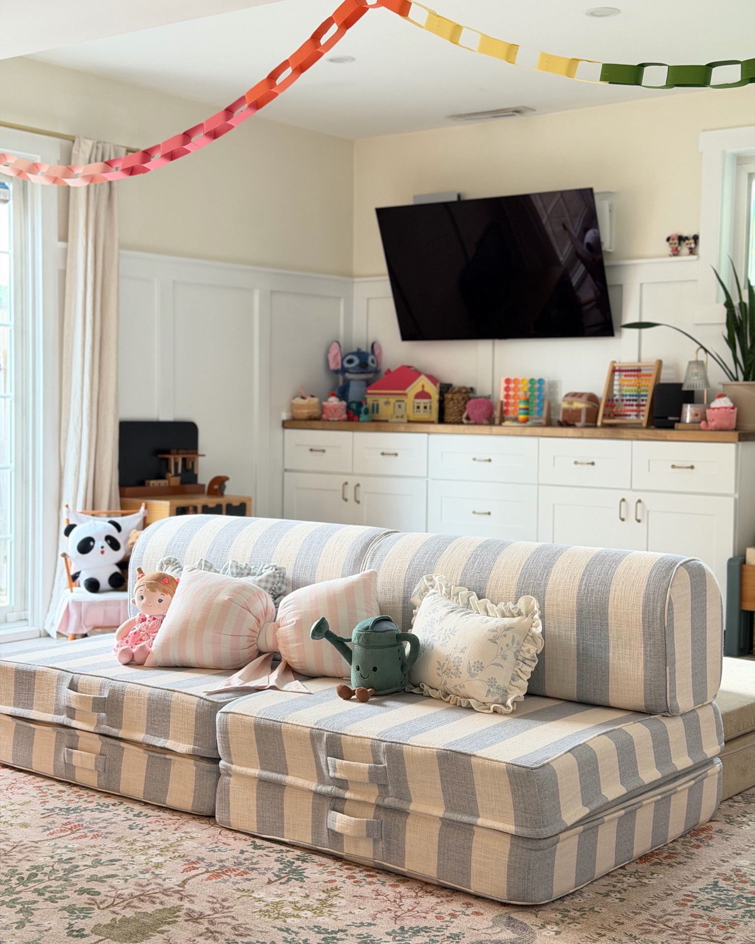 The best play couch 🙌🏼🙌🏼 couldn’t recommend it enough!

House of Noa, play couch, striped couch, whimsical playroom

#LTKmomlife #LTKHome #LTKKids