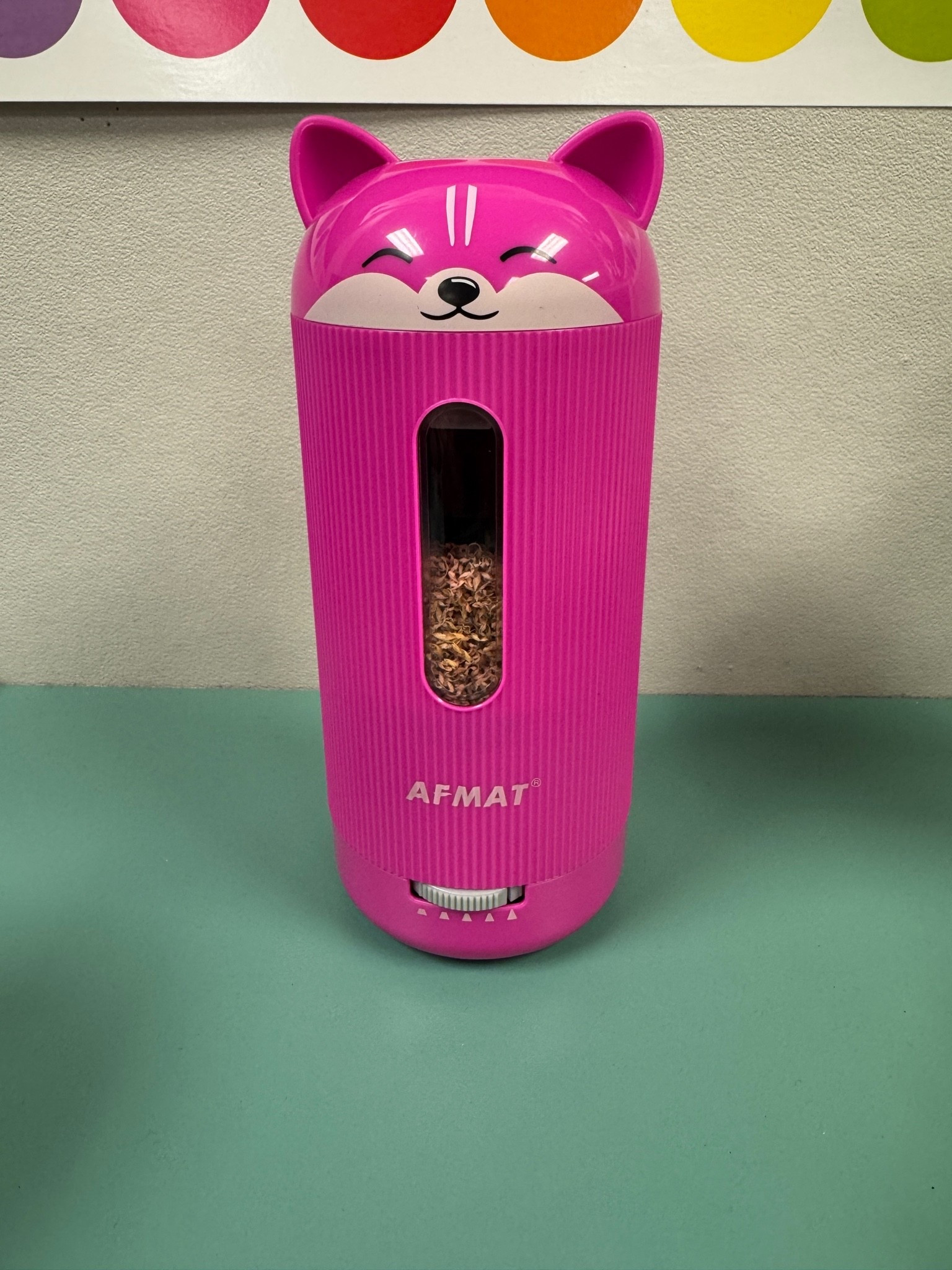 ❤️ this pencil sharpener!