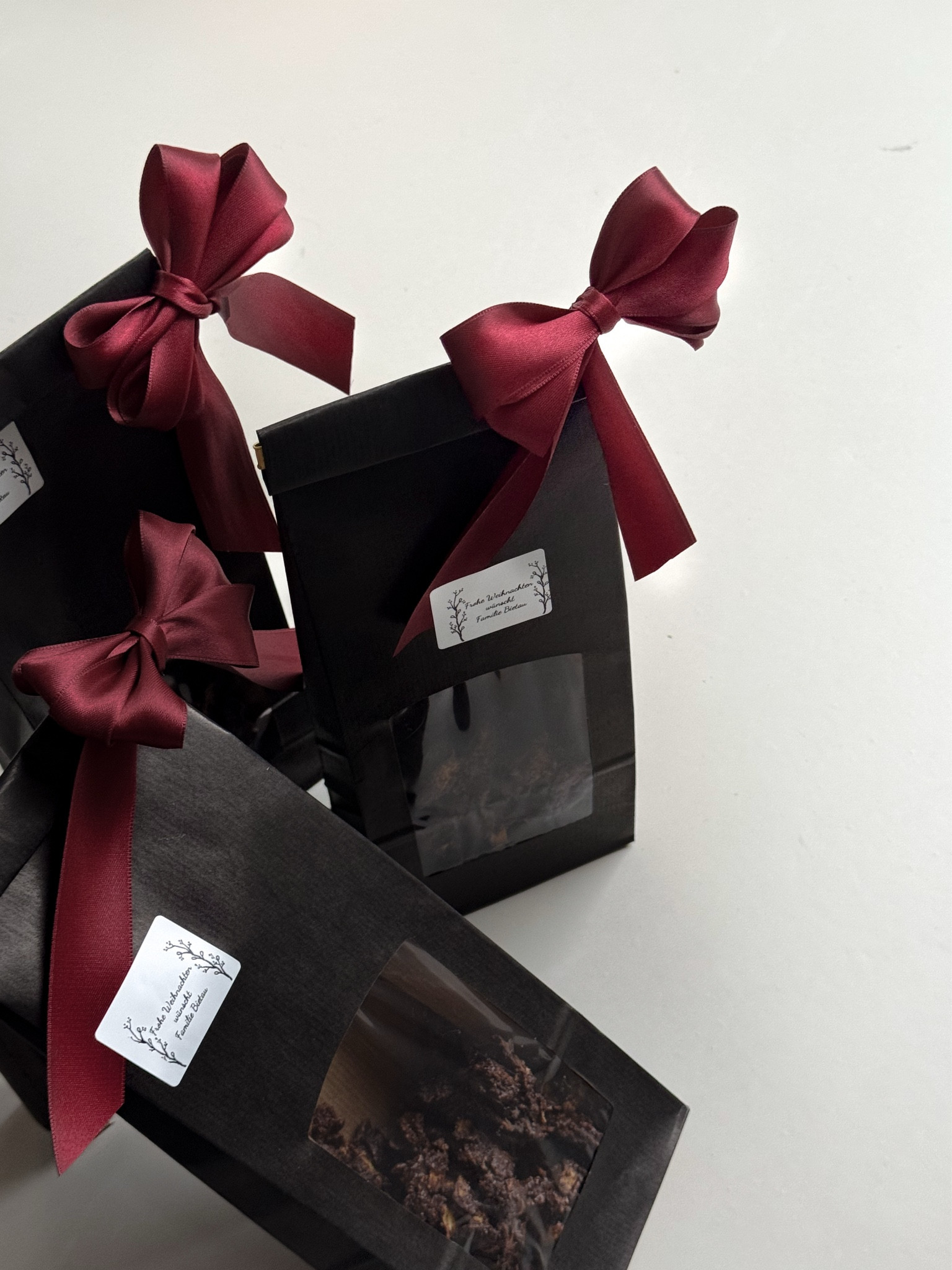 WEIHNACHTSMITBRINGSEL
- selbstgemachte Spekulatius-Schoko-Crossies - Rezept auf Instagram modernity.focus

#LTKwinter #LTKhome #LTKdeutschland