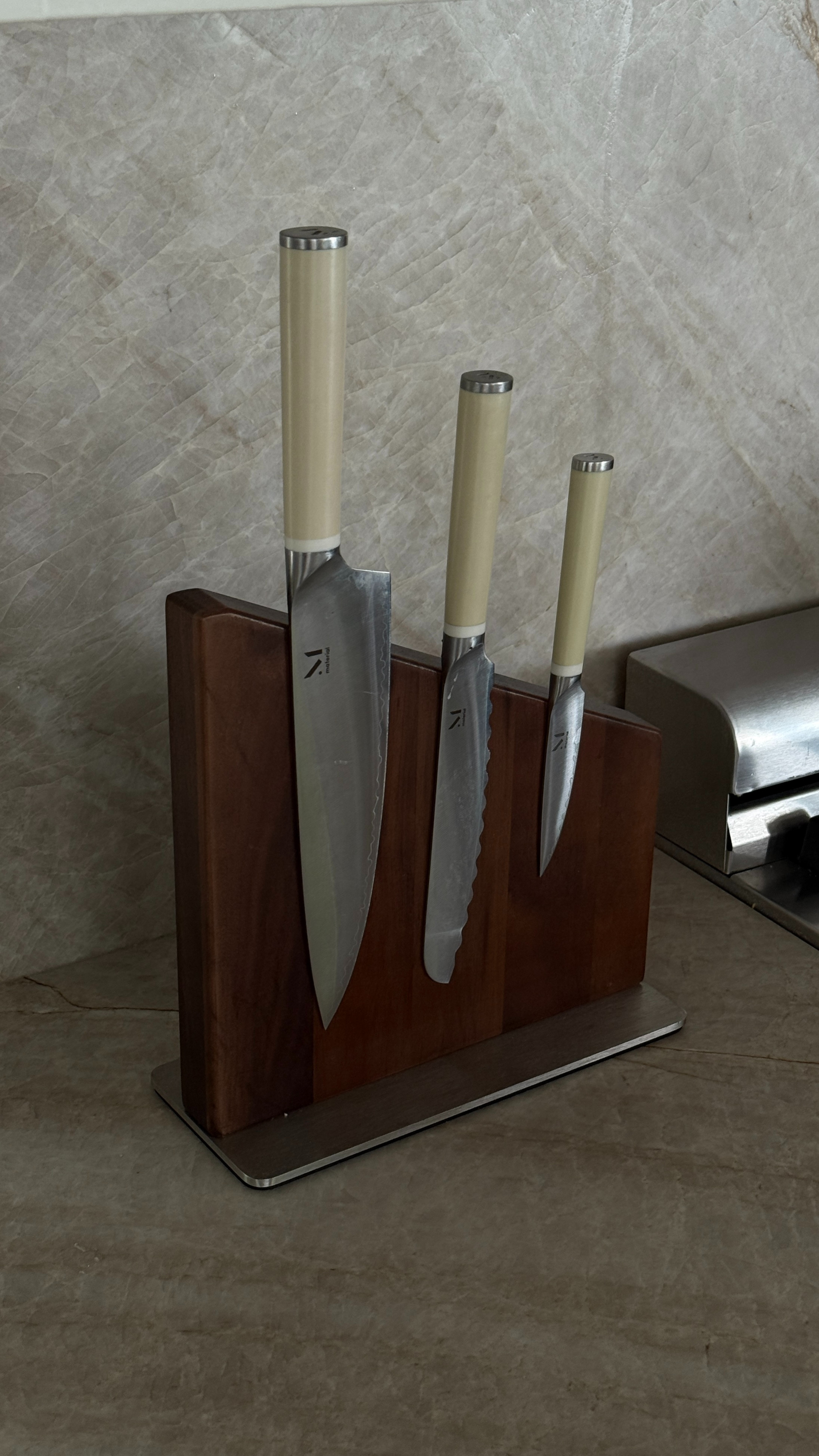 This magnetic knife set elevates our kitchen! 

kitchen l knives l magnetic l amazon 

 #LTKHome