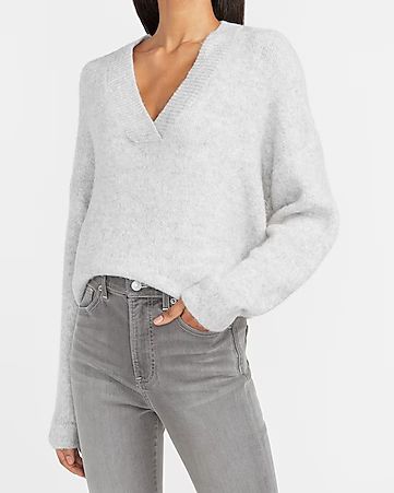 Slouchy V-Neck Tunic Sweater | Express