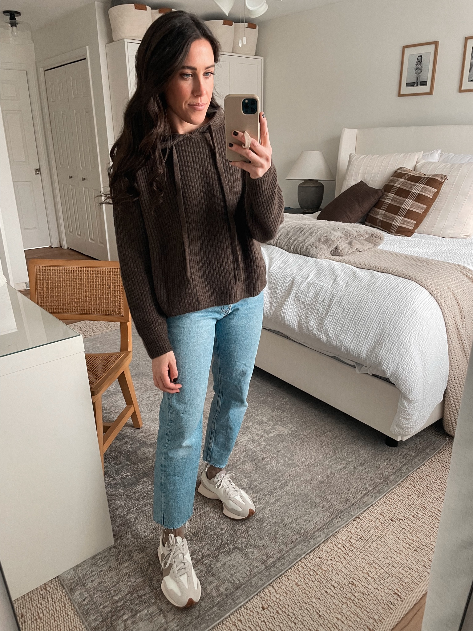 1.29.24
Quince fisherman hoodie small
Jeans 2
New balance sneakers 9

#LTKstyletip #LTKSeasonal