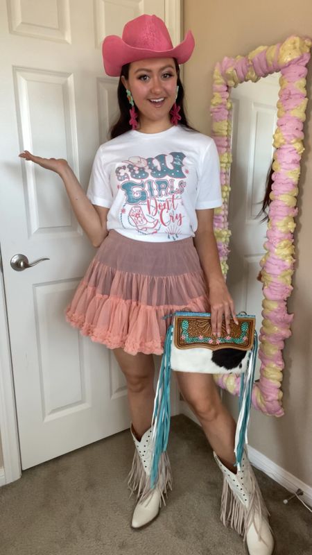 The cutest graphic tees #ad from Sassy Queen! Graphic tees, tee shirts, casual clothes, casual outfit for women, casual ootd 

#LTKSeasonal #LTKFestival #LTKGiftGuide
