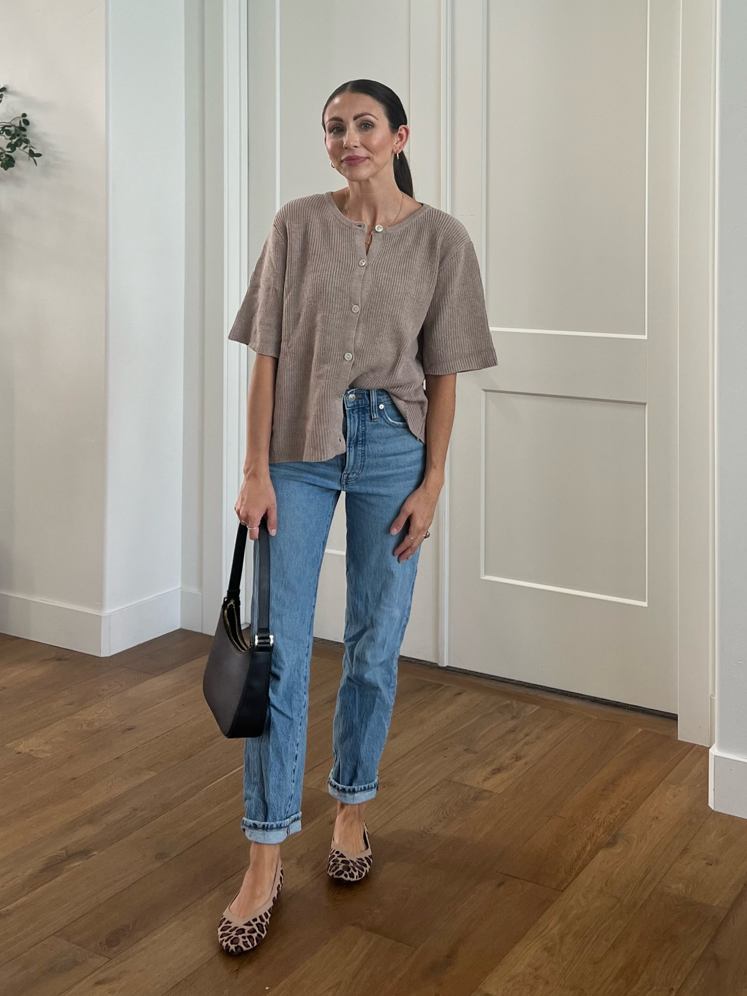 This Amazon top is soo stretchy and comfy. I sized up to a medium and I’m in love. Also linked my favorite brush, styling cream, and accessory for a slicked back ponytail! 

#LTKStyleTip #LTKFindsUnder50 #LTKBeauty