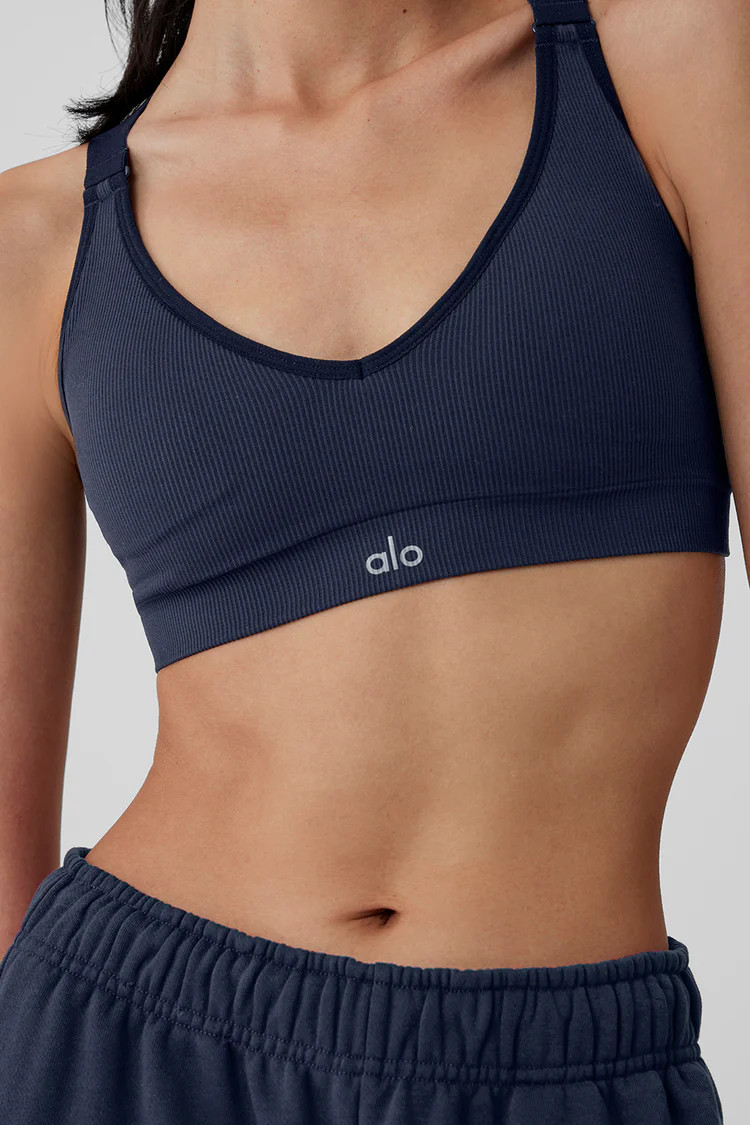 Seamless Ribbed Favorite Bra | Alo Yoga (US)