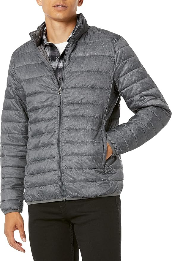 Amazon Essentials Men's Lightweight Water-Resistant Packable Puffer Jacket | Amazon (US)