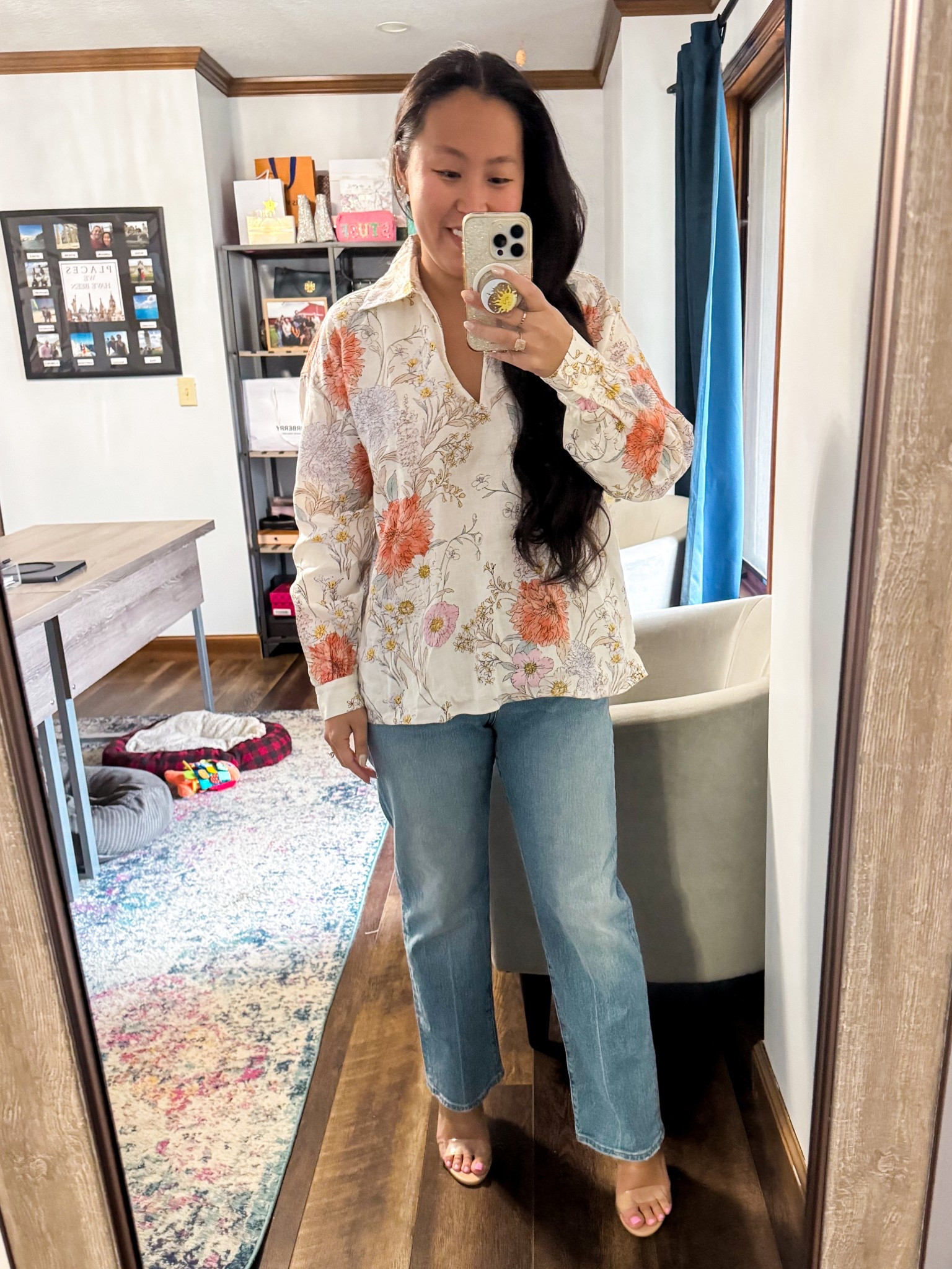 Romantic floral top (also available in petite) paired with madewell petite 90s straight jeans, perfect for this early spring season 

#LTKSaleAlert #LTKStyleTip #LTKPetite