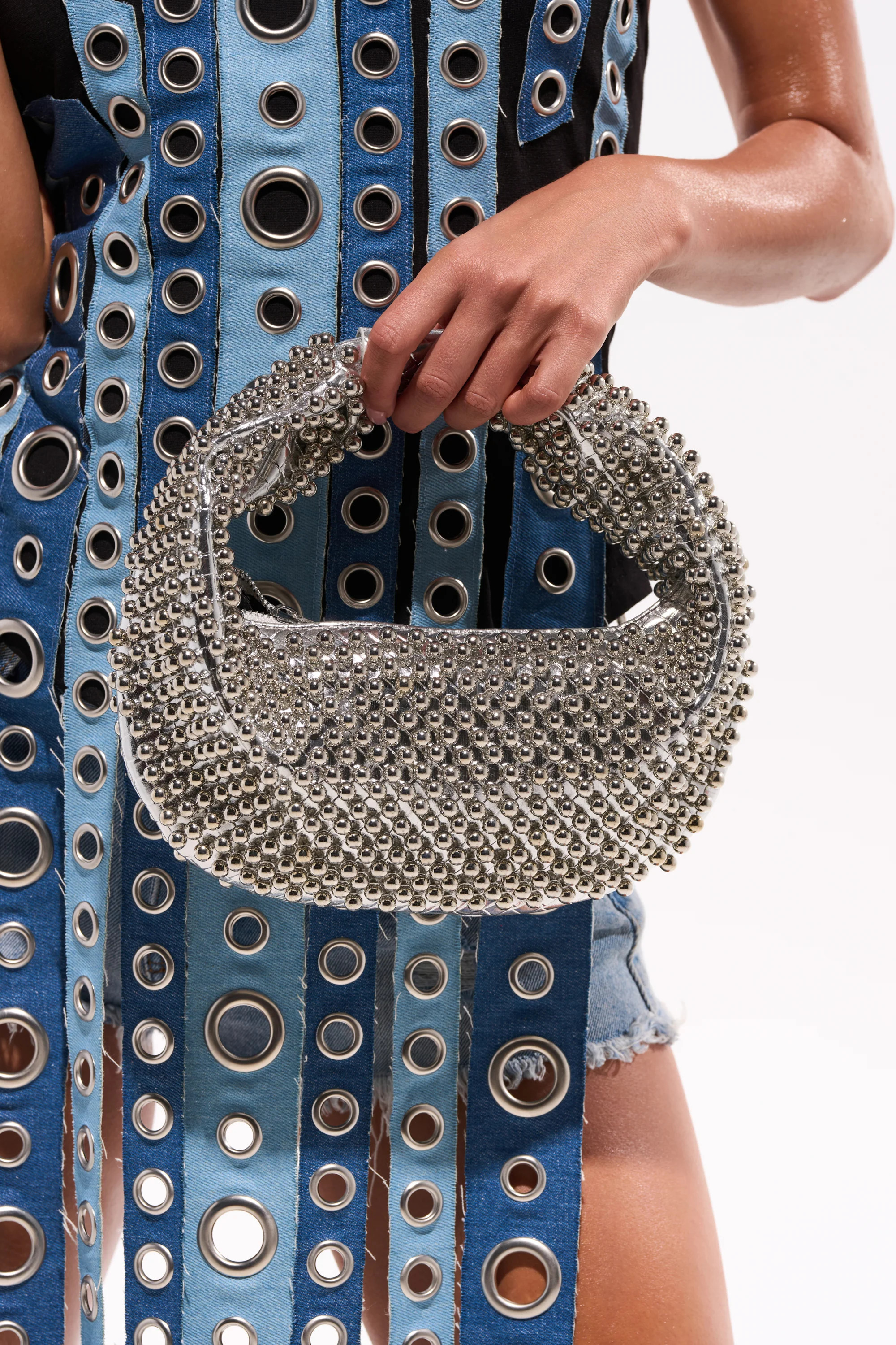 AKIRA Beaded Babe Purse | Black | AKIRA