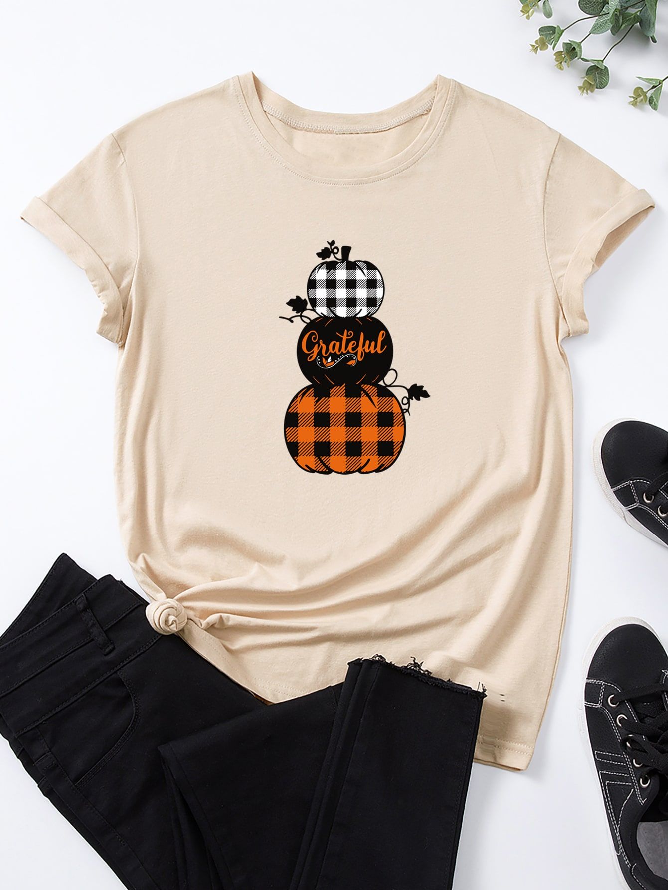 Halloween And Letter Graphic Tee | SHEIN