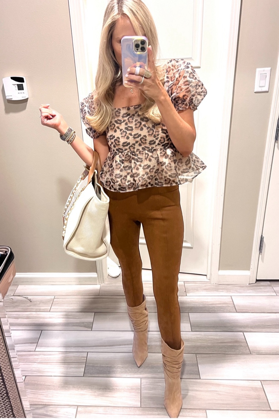 Fall outfit on repeat! Spanx seude leggings wearing medium. I always size up in spanx leggings. Code: JESSXSPANX for discount 

#LTKHoliday #LTKSeasonal #LTKsalealert
