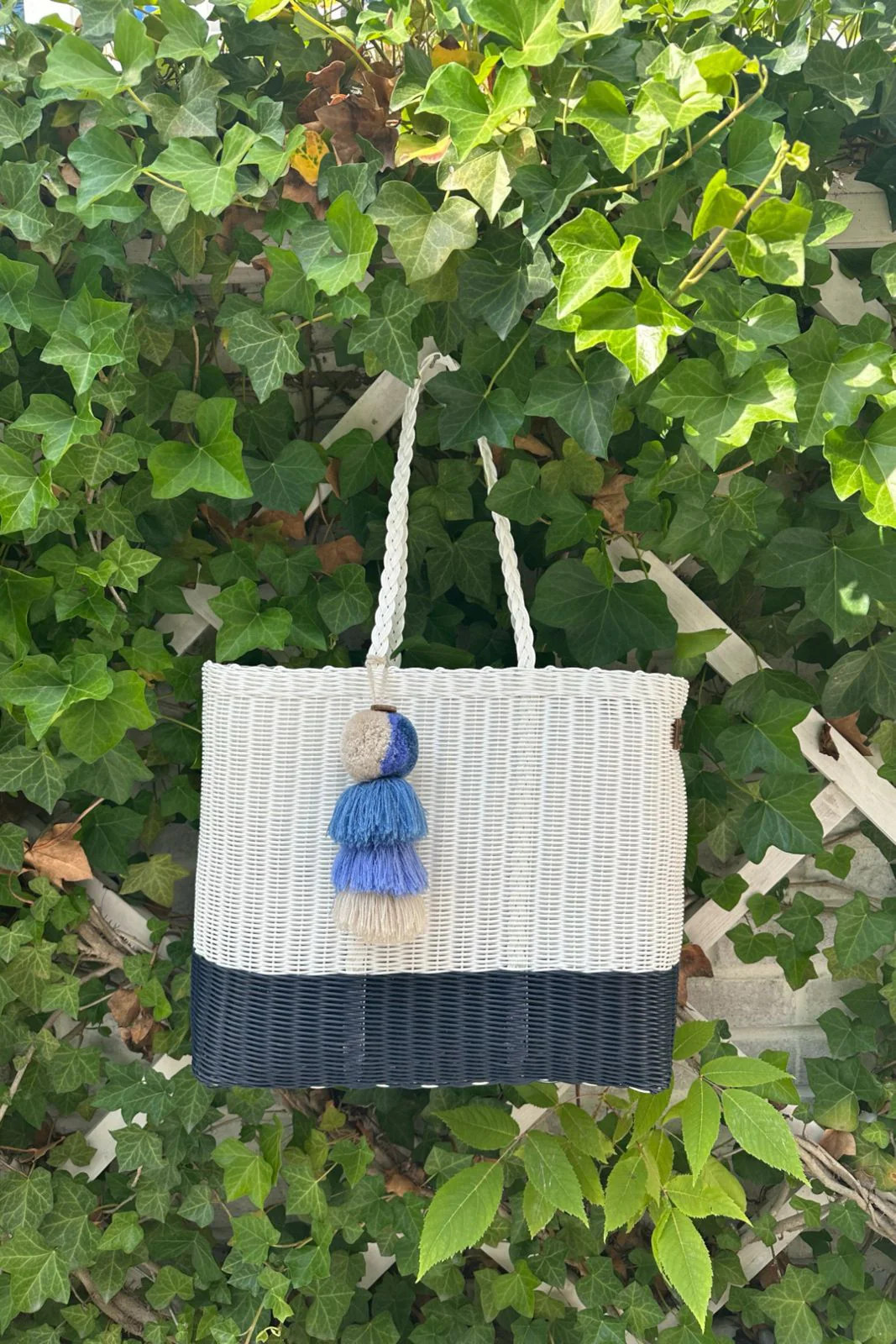 Boardwalk Navy Citron Tote | Squeeze De Citron