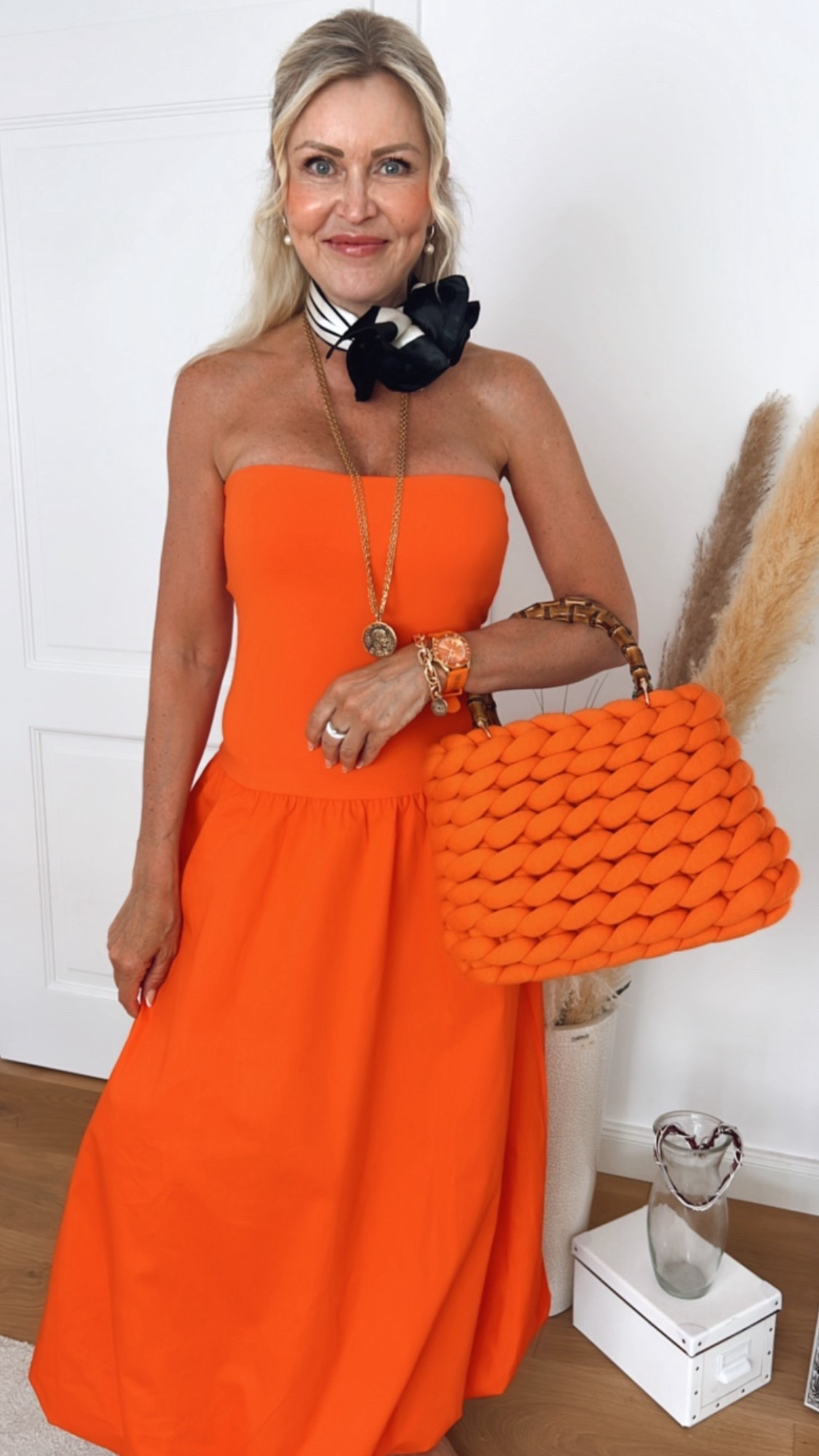 Schulterfrei durch die Hitze 🧡🧡🧡 orange 🍊 Kleid 👗 

#LTKdeutschland #LTKeurope #LTKstyletip