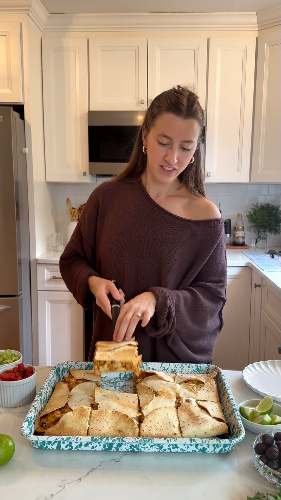 I have this sweater in 2 colors wearing size small!