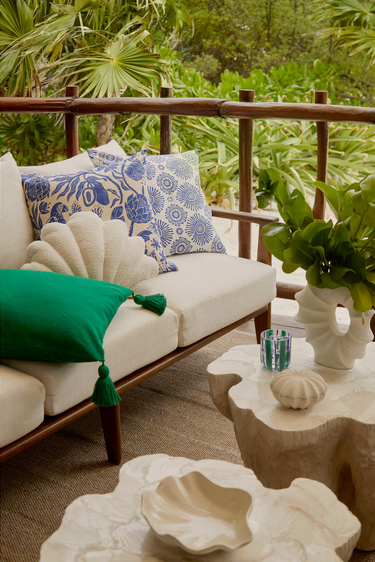 Gemusterte Kissenhülle - Knallblau/Geblümt - Home All | H&M AT | H&M (DE, AT, CH, NL, FI)