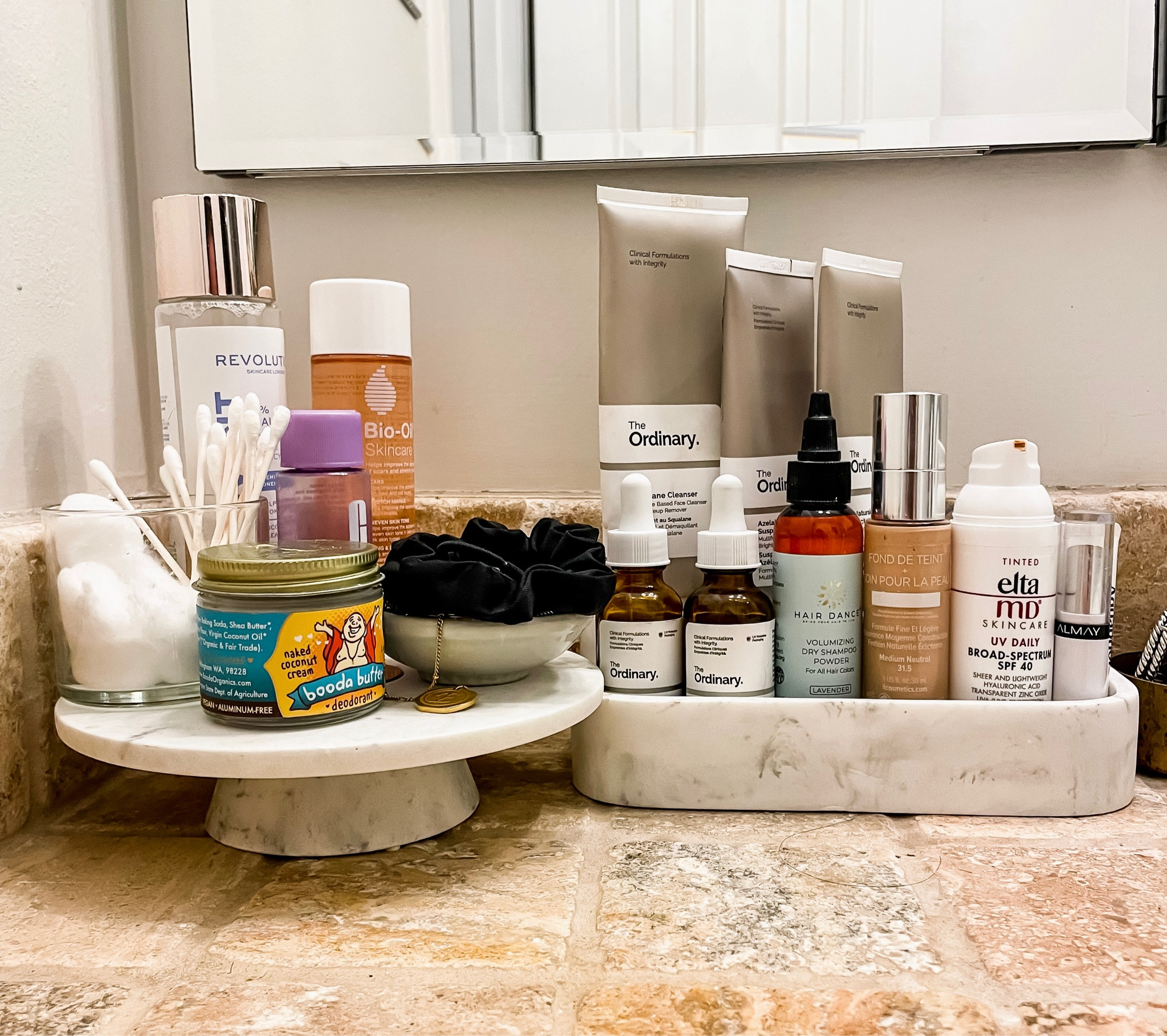 White marble tiered bathroom countertop organization
Target organization
White marble 
Cosmetic organization


#LTKhome #LTKunder50 #LTKSeasonal