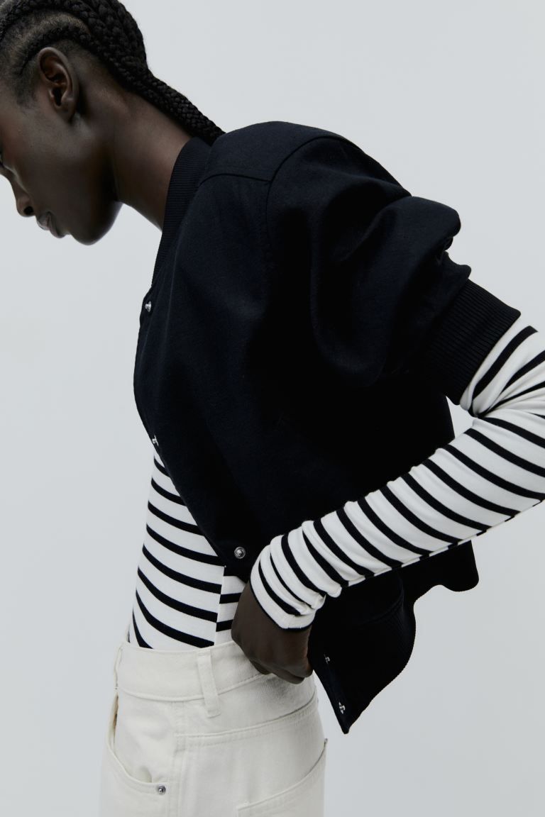 V-neck Bodysuit - V-neck - Long sleeve - White/striped - Ladies | H&M US | H&M (US + CA)