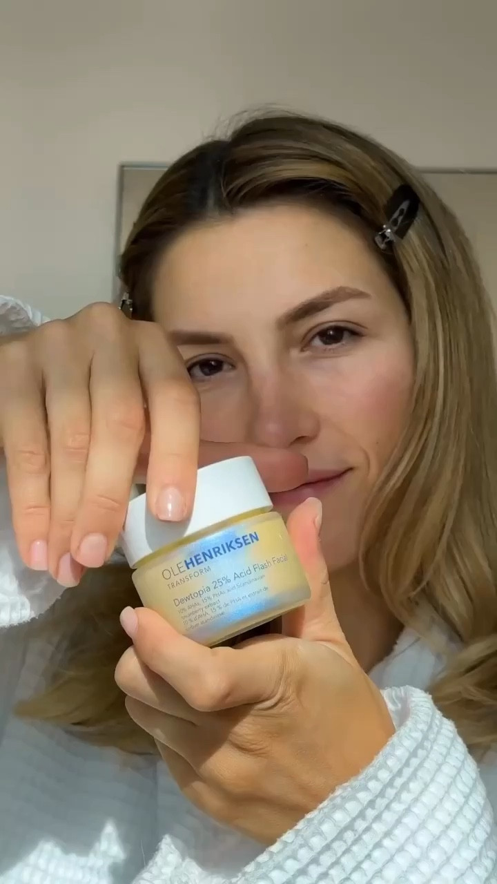 L Dewtopia from Ole Henricksen has been a game changer for me! Makes my skin look moisturized and glow in 5 minutes. 🙌

#LTKunder50 #LTKbeauty #LTKunder100