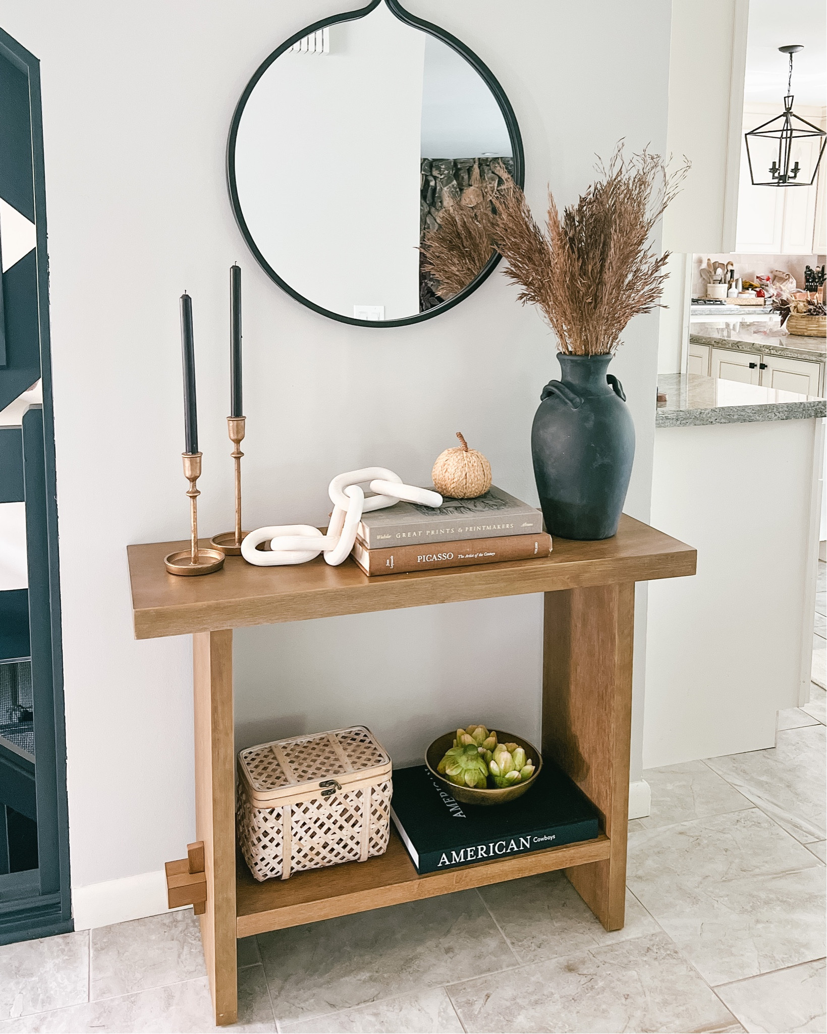 It’s finally here: my fall home tour walkthrough! All of my fall decor details are up on the blog today, comment LINKS for details!

#LTKHoliday #LTKhome #LTKSeasonal