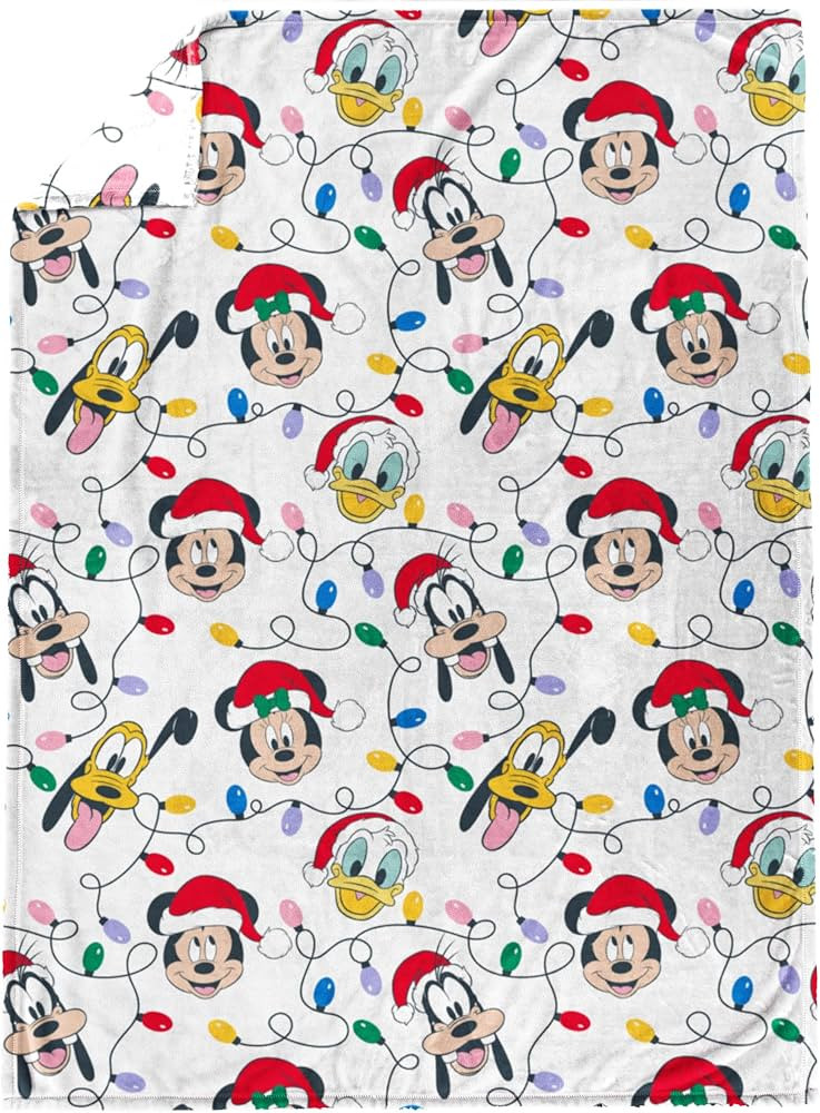 Jay Franco Kids Christmas Plush Throw Blanket – 50x70 Inches Soft & Cozy Fleece Throw for Holid... | Amazon (US)