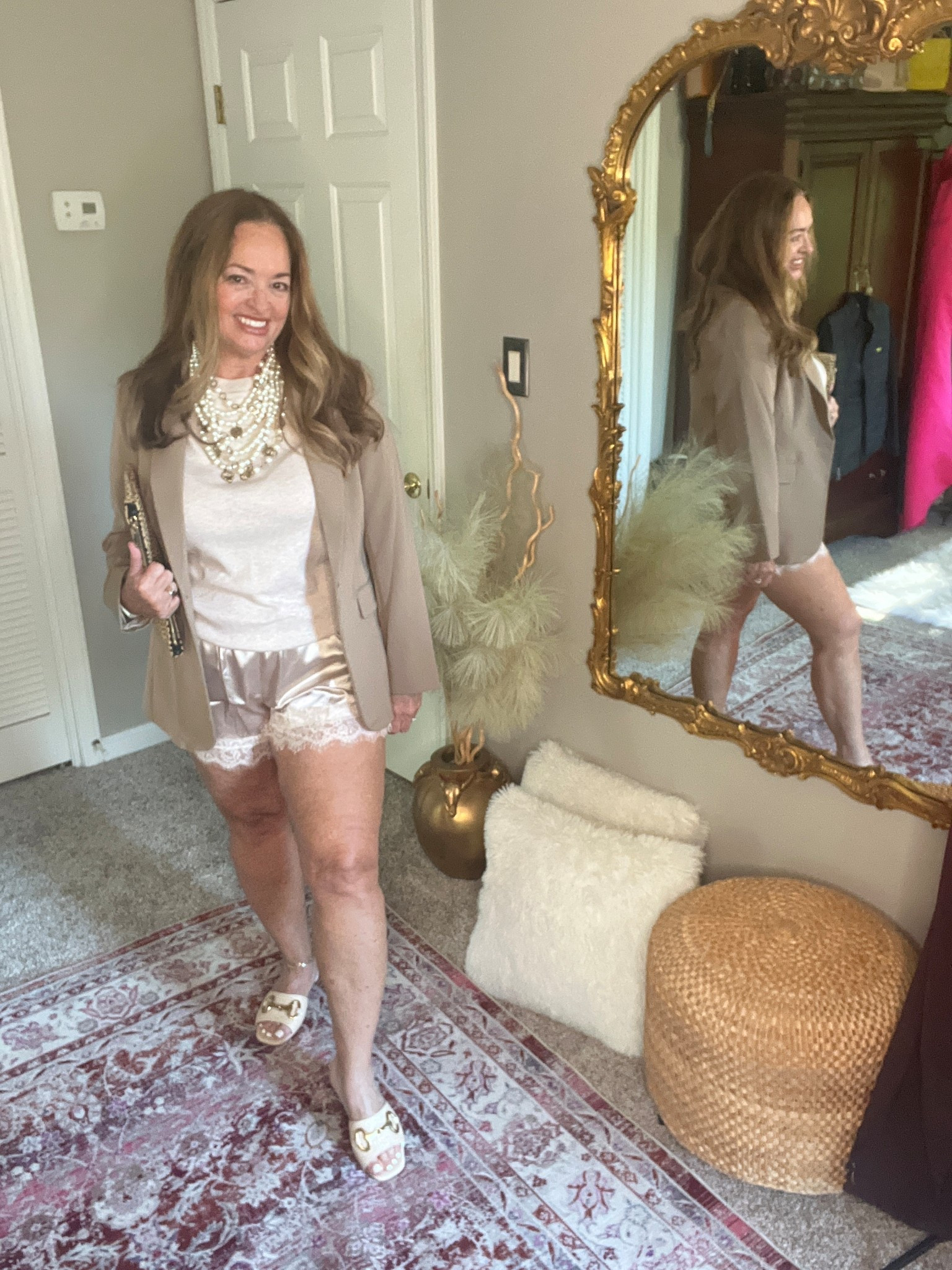 Monochromatic satim tap short look.

#LTKActive #LTKFestival #LTKTravel