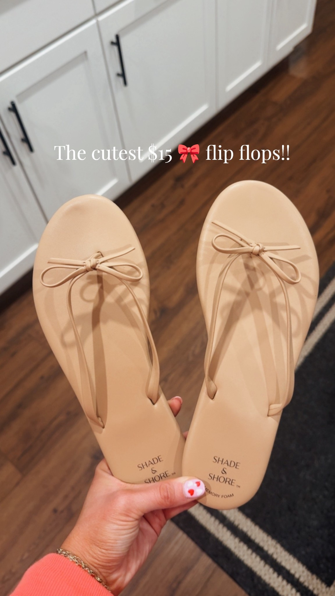 The cutest bow flip flops from Target — only $15! 👡✨ Perfect for summer errands, pool days, or pairing with your favorite dresses. Affordable, comfy, and totally Pinterest-worthy 😍 

#LTKSeasonal #LTKTravel #LTKU