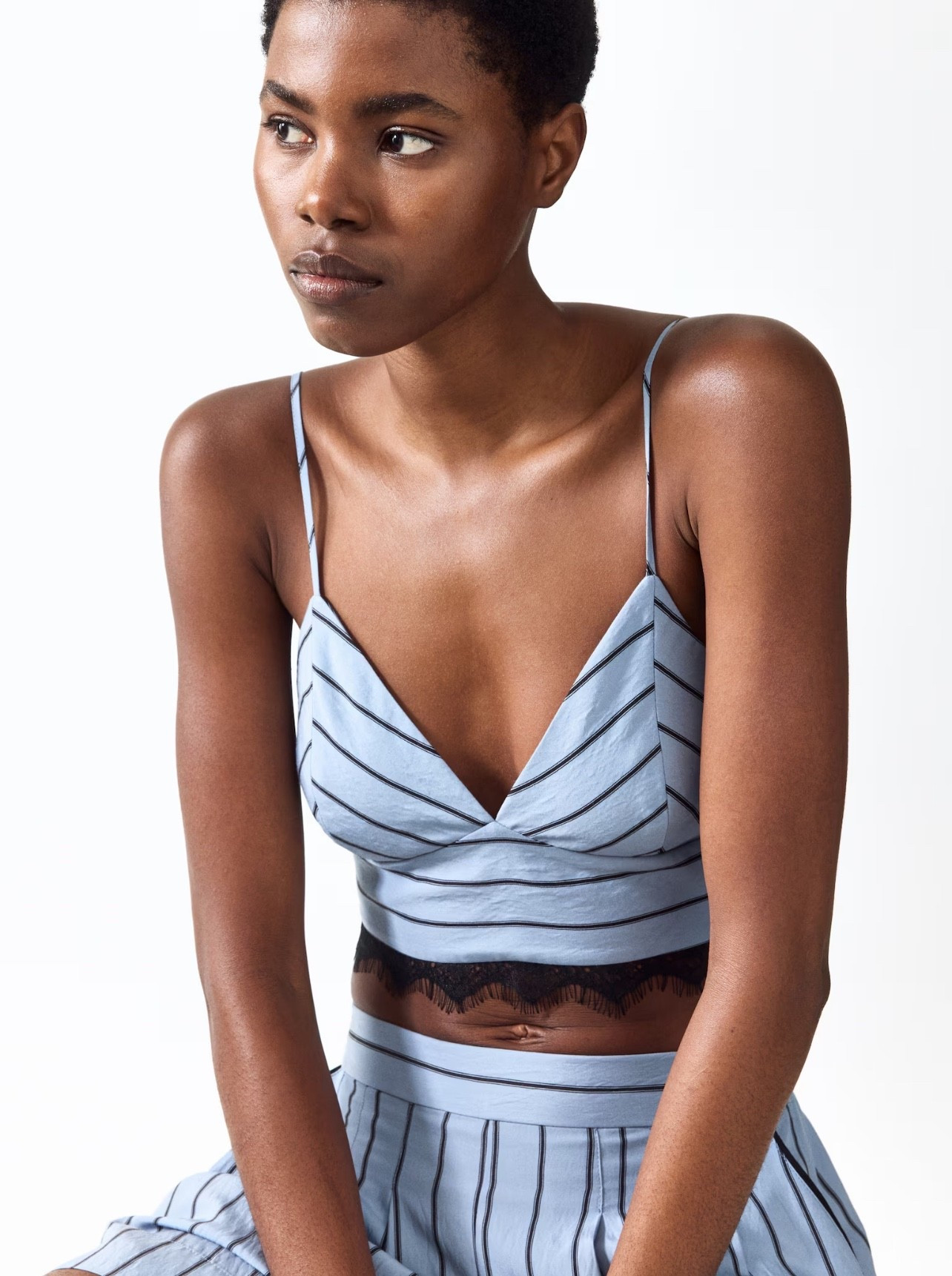 LACE-TRIMMED CROP TOP