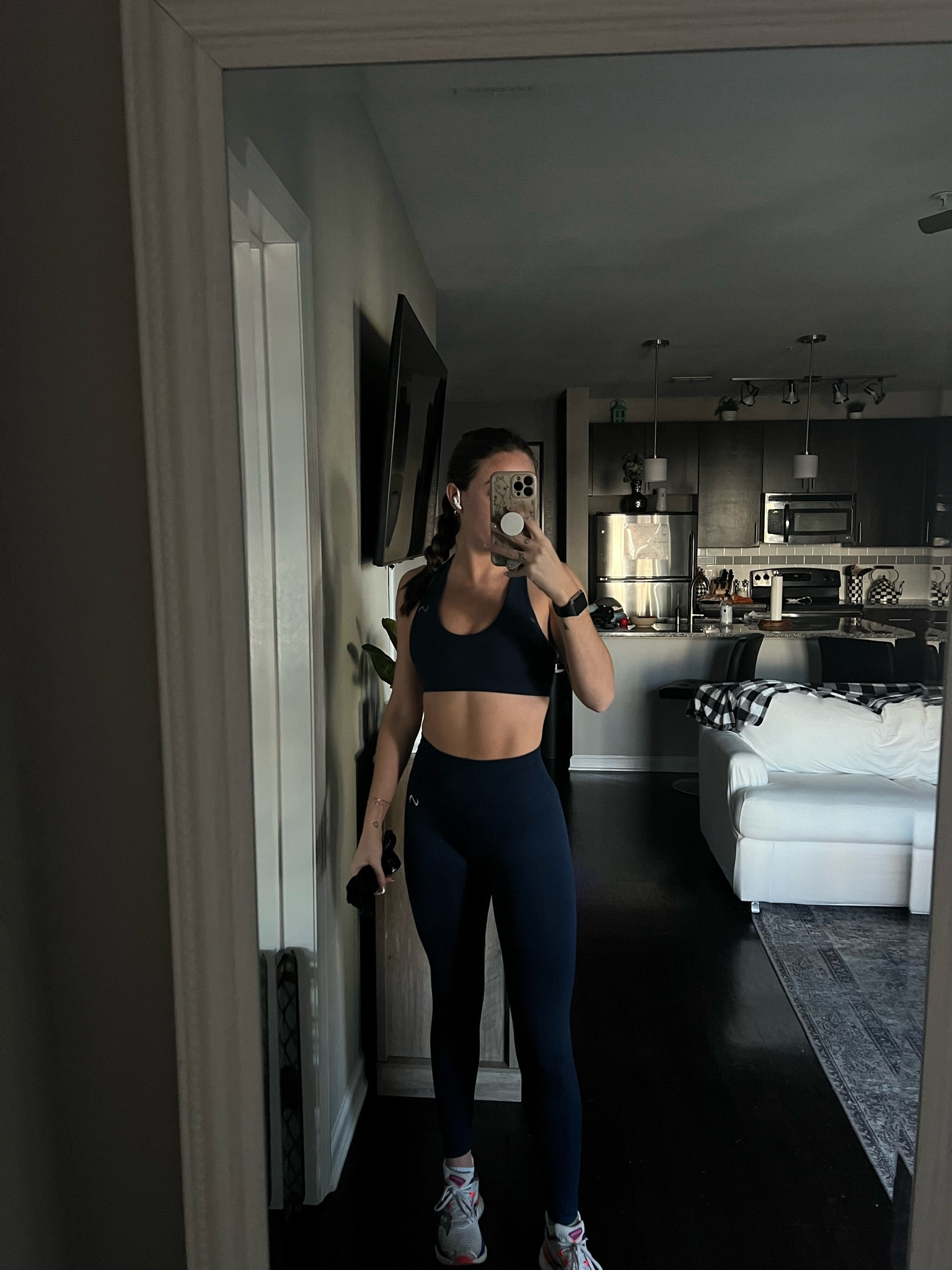 TLF set 

#LTKFitness #LTKWorkwear #LTKFindsUnder100