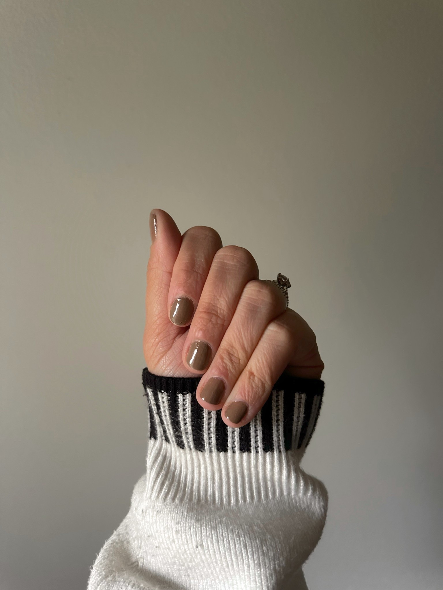 Subtle, clean, and classic — just how I like it 🤍 I’ve been loving @ellamila nail polish lately. Their high-quality, 17-free formula means I’m not compromising on health or beauty, and their timeless, perfect for anyone shades fit perfectly with my style and values. A brand that aligns with my lifestyle and leaves my nails looking flawless? Yes, please 💅🏼 #EllaMila #ellamilatarget #CleanBeauty #target

Comment SHOP below to receive a DM with the link to this post on my LTK ⬇ https://liketk.it/5fFqE #ltkbeauty #ltksummeredit #ltkworkwear

#LTKSaleAlert #LTKStyleTip #LTKParties