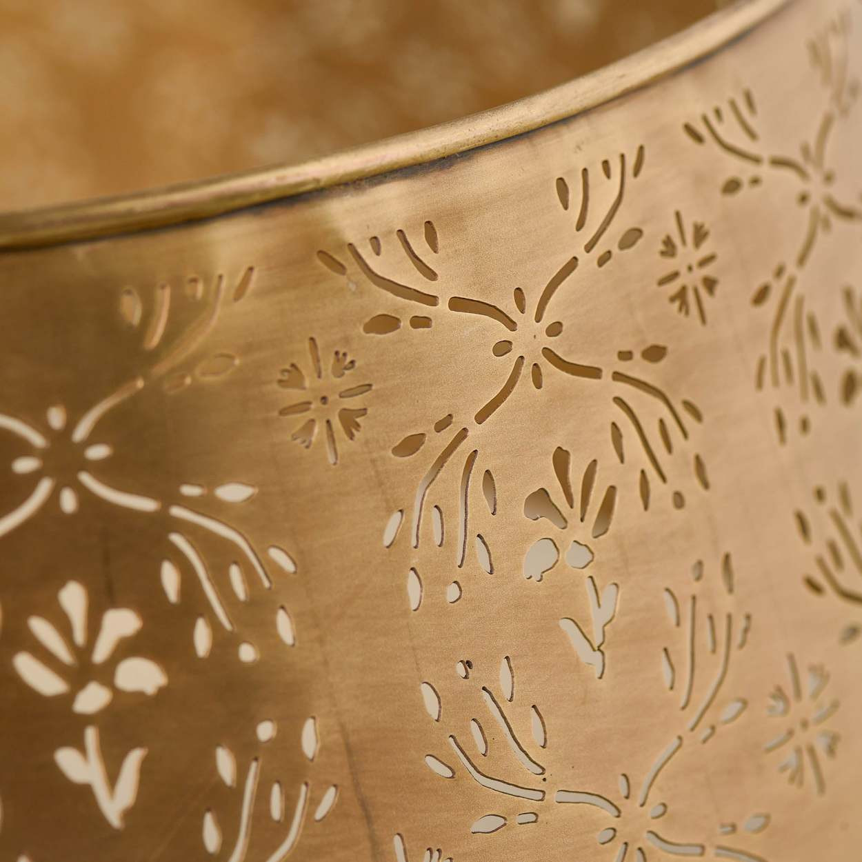 Antique Brass Finish Tree Collar | Magnolia