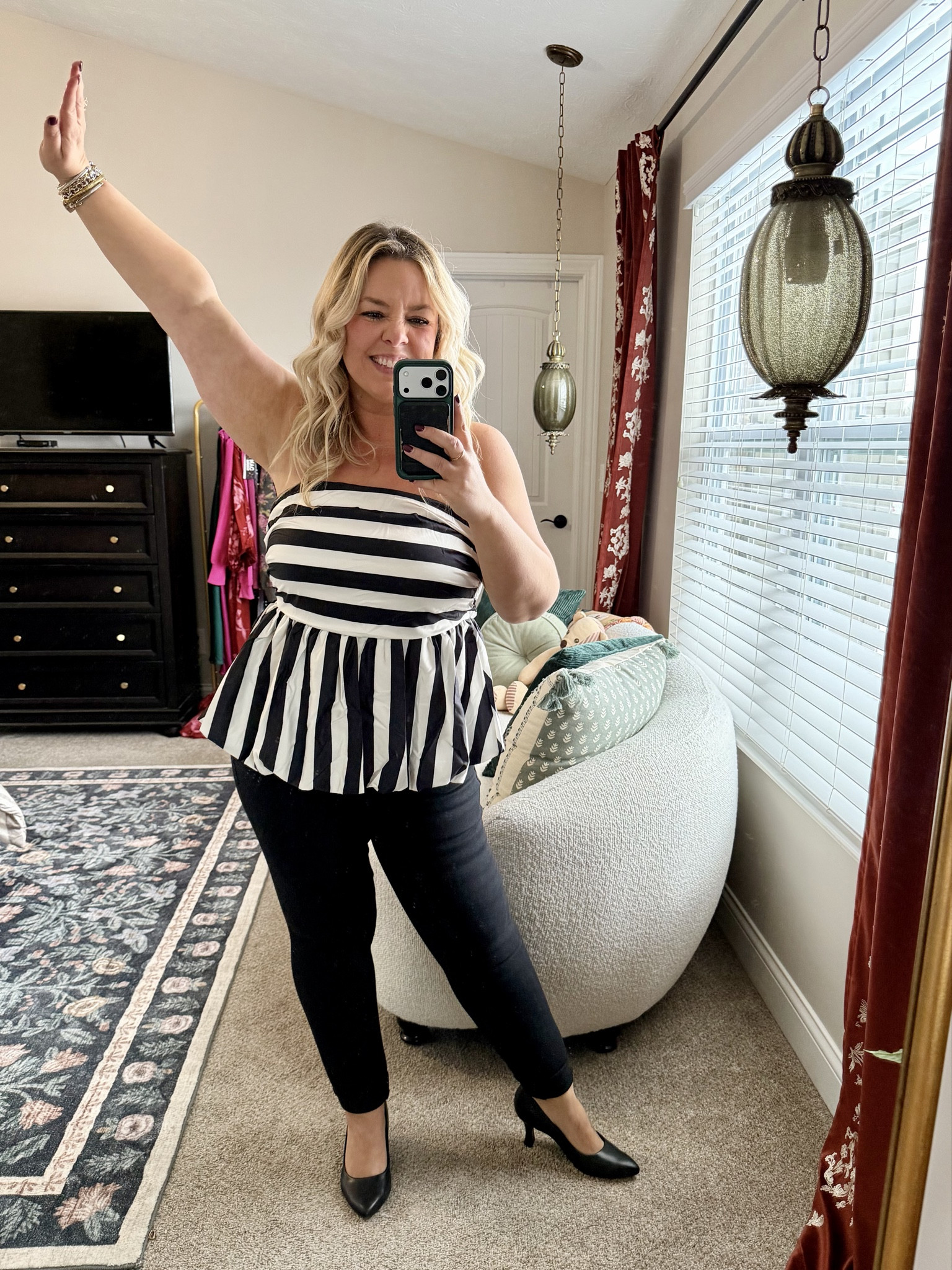 Give me an Anthropologie look but at an Amazon price with this bubble hem strapless top! I got my usual lg, but I am going to exchange I for a med, runs a tad big. And these are the skinny jeans I am obsessed with, regular button & zipper but the inside waist band is elastic so they are SO comfy! 

#LTKFindsUnder50 #LTKHoliday #LTKMidsize