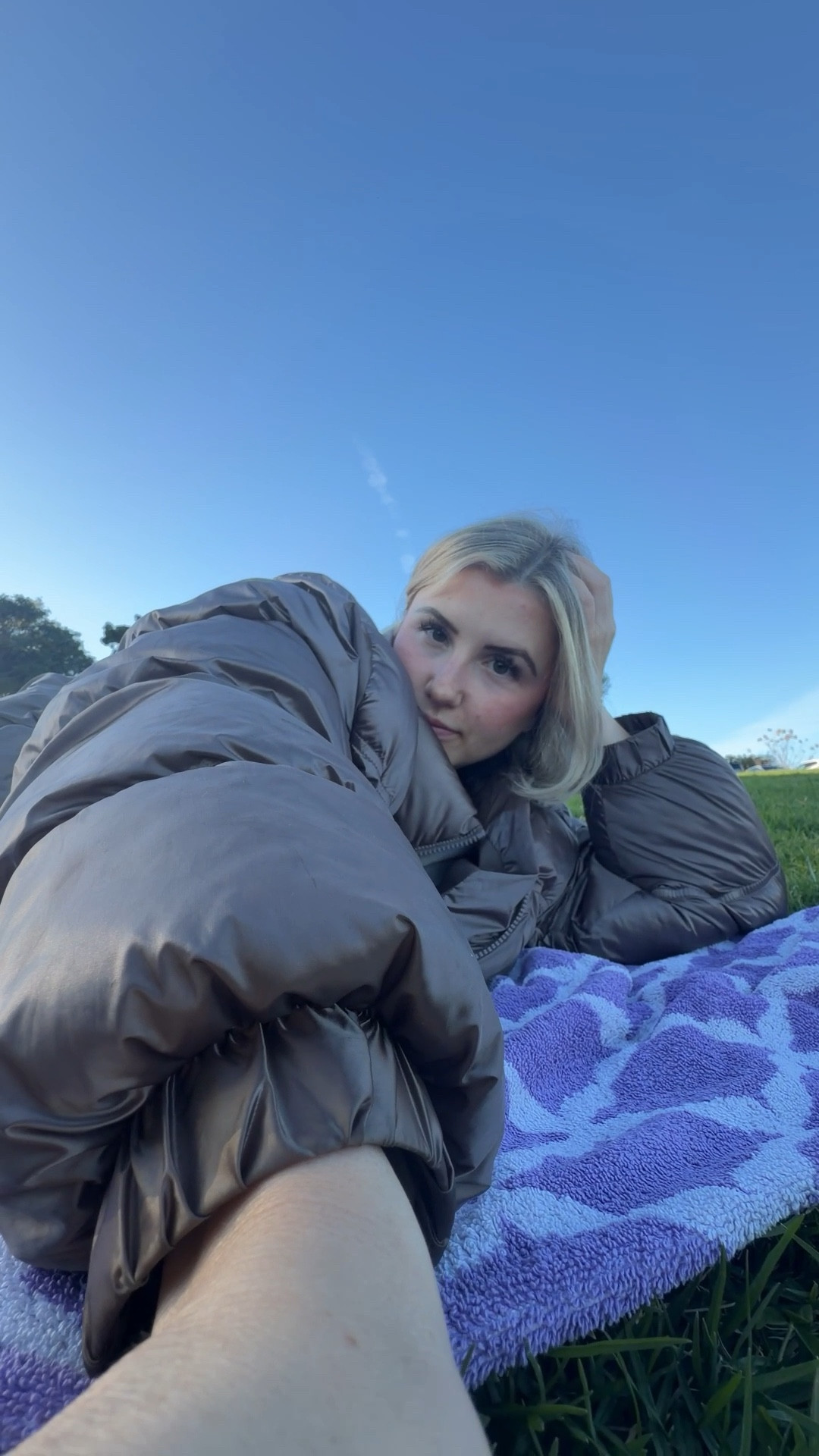 Day in the park, i'm obsessed with puffy jackets and puffy bags..plus the bag is perfect for travel 😍

#LTKTravel #LTKFindsUnder100 #LTKPetite